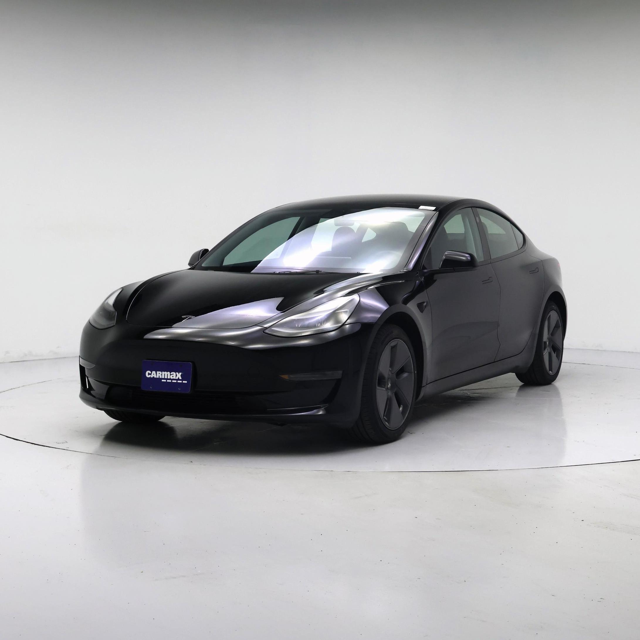 Thumbnail: 2023 Tesla Model 3 - 4