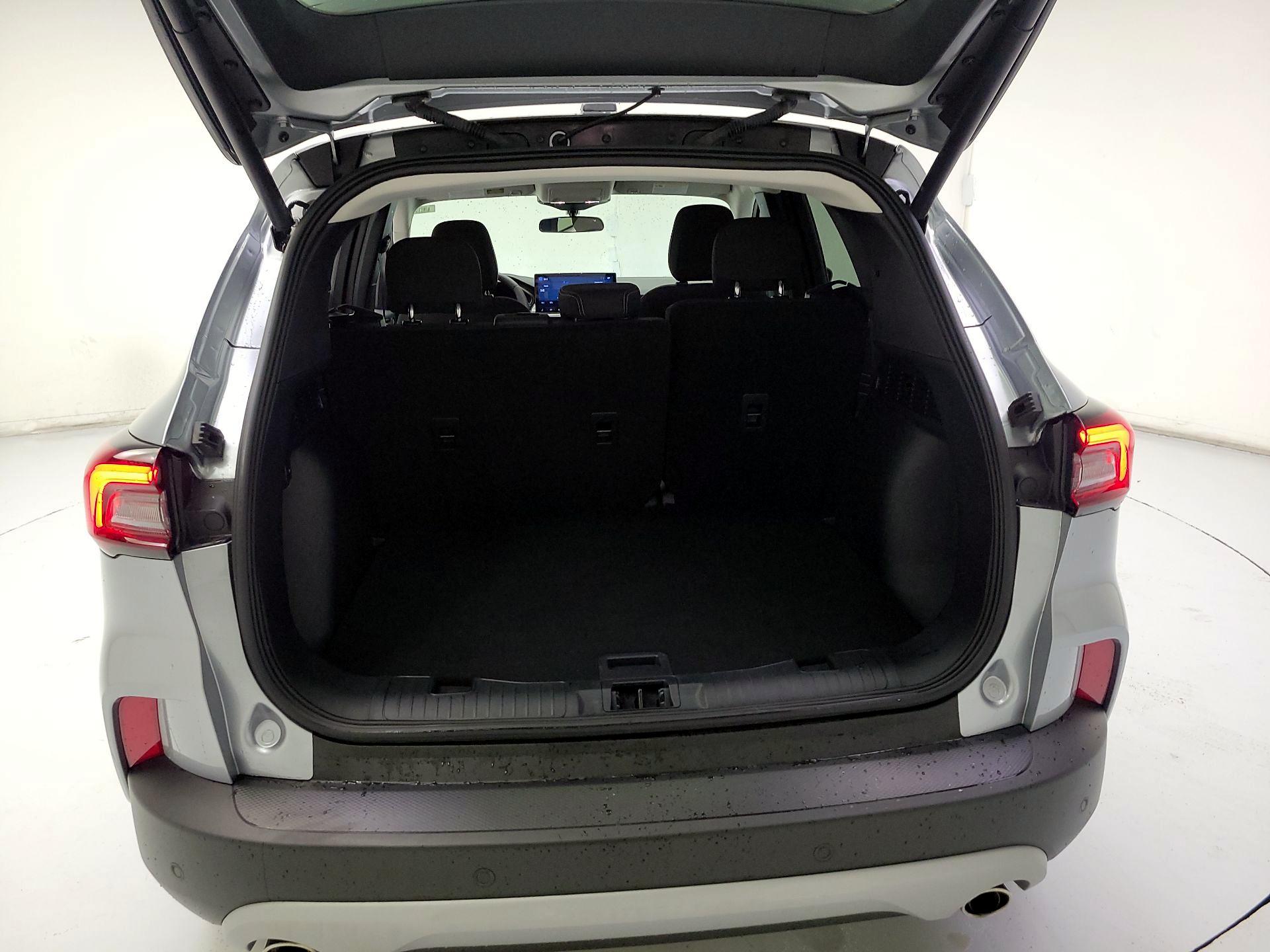 Thumbnail: 2024 Ford Escape - 19