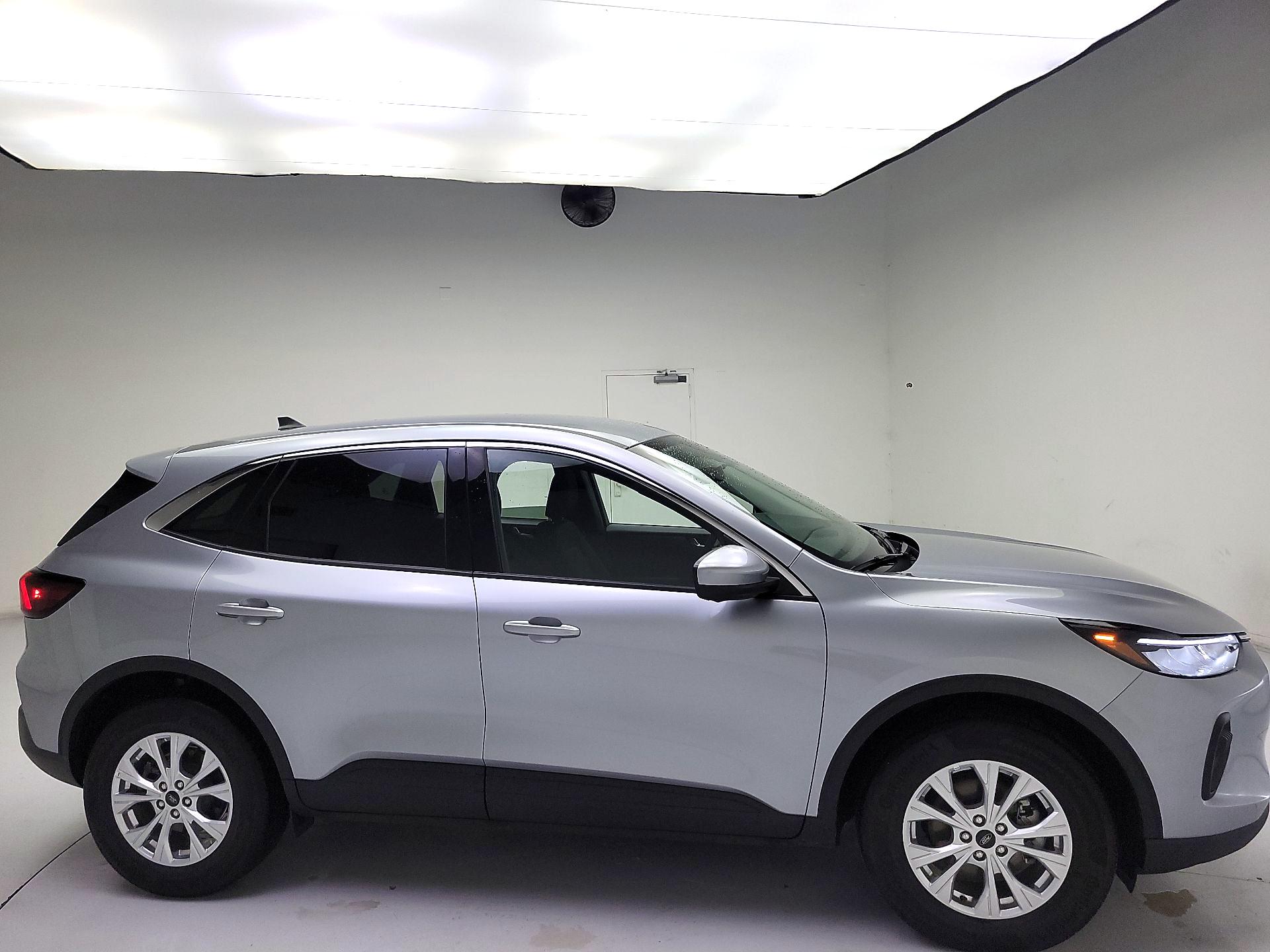 Thumbnail: 2024 Ford Escape - 4