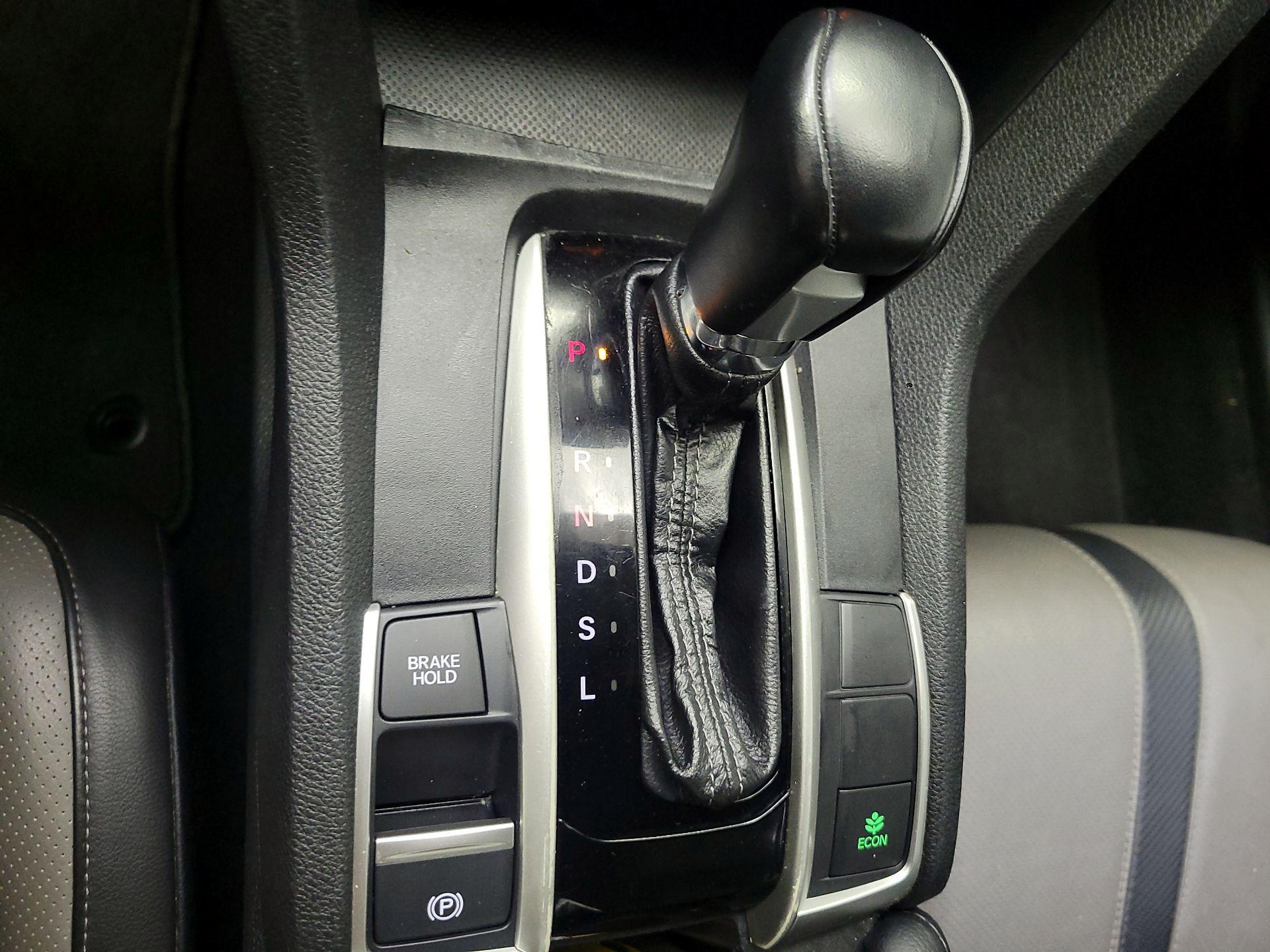Thumbnail: 2018 Honda Civic - 15