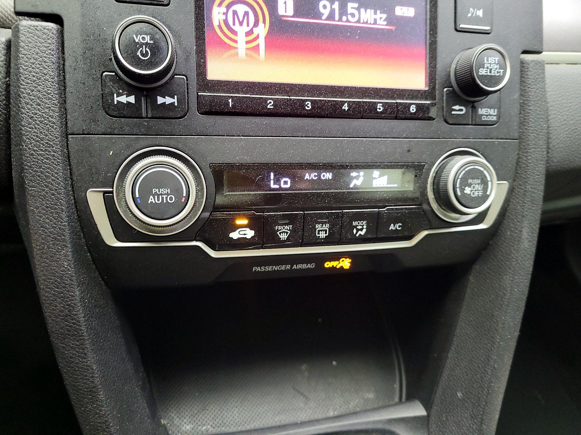 Thumbnail: 2016 Honda Civic - 14