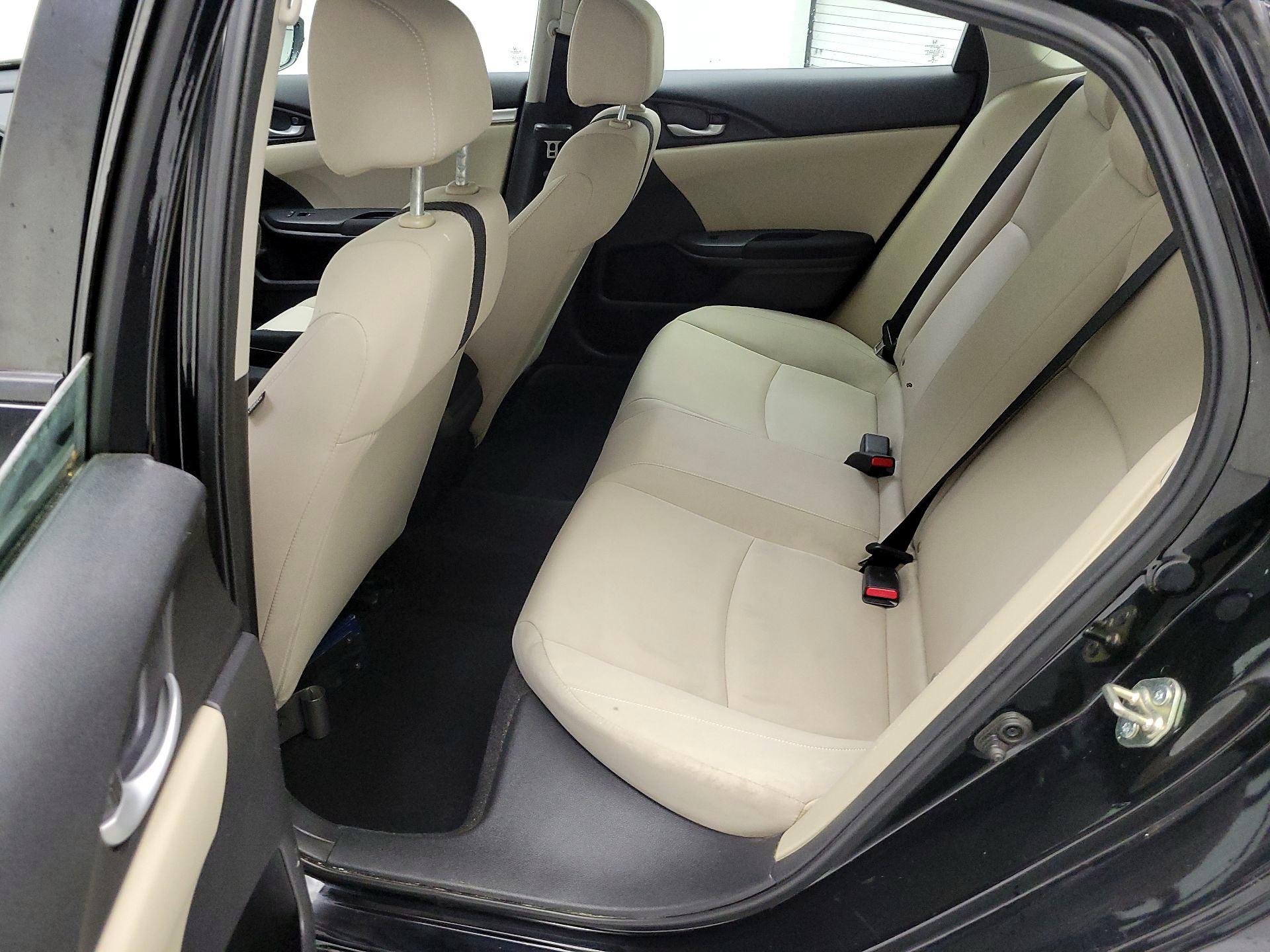 Thumbnail: 2016 Honda Civic - 16