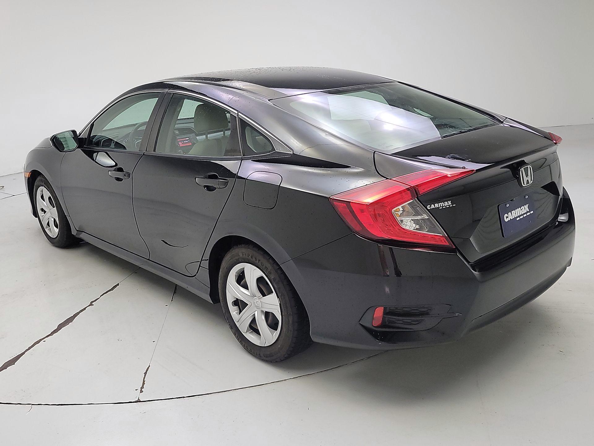 Thumbnail: 2016 Honda Civic - 7