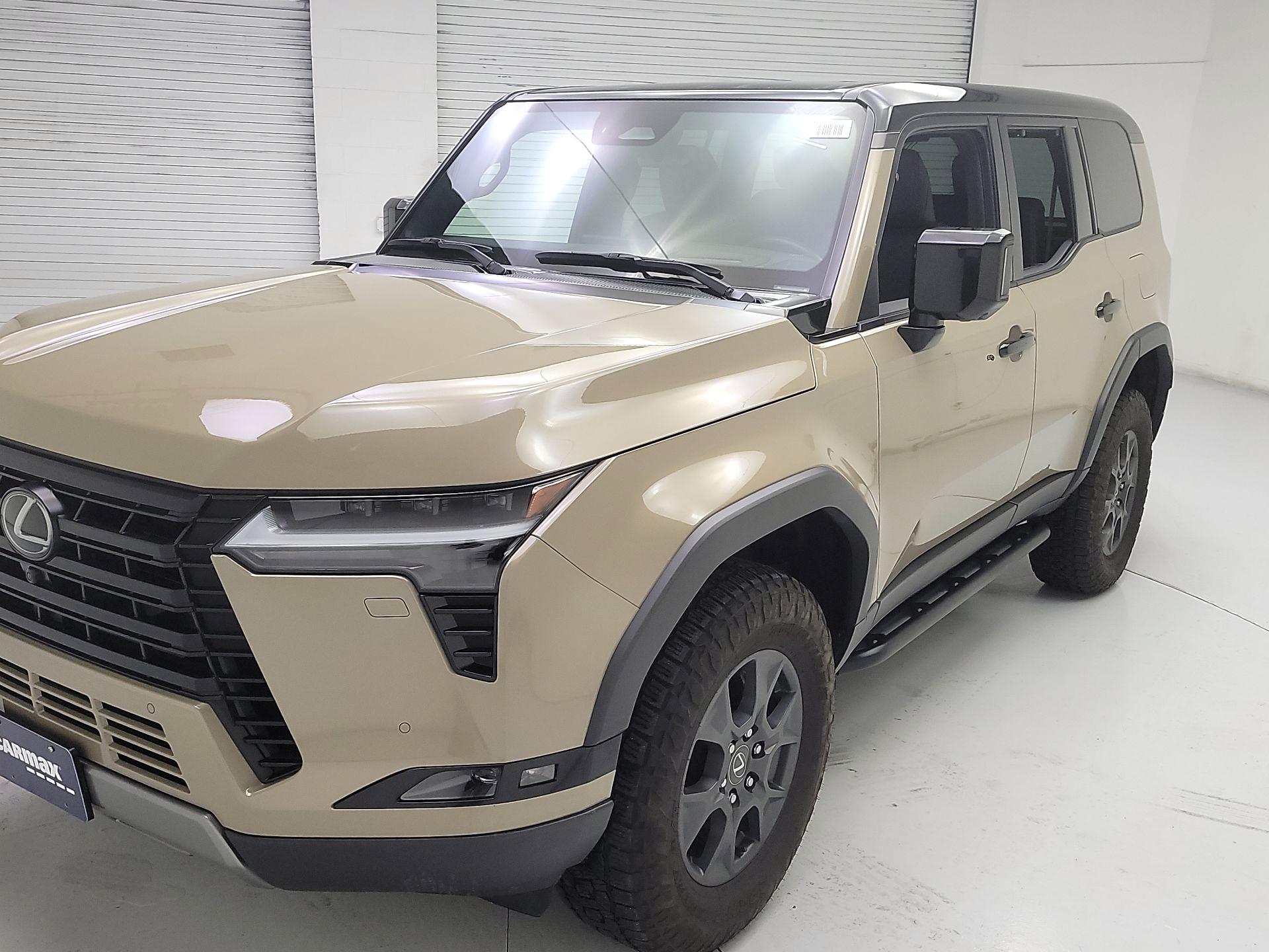 Thumbnail: 2024 Lexus GX - 3