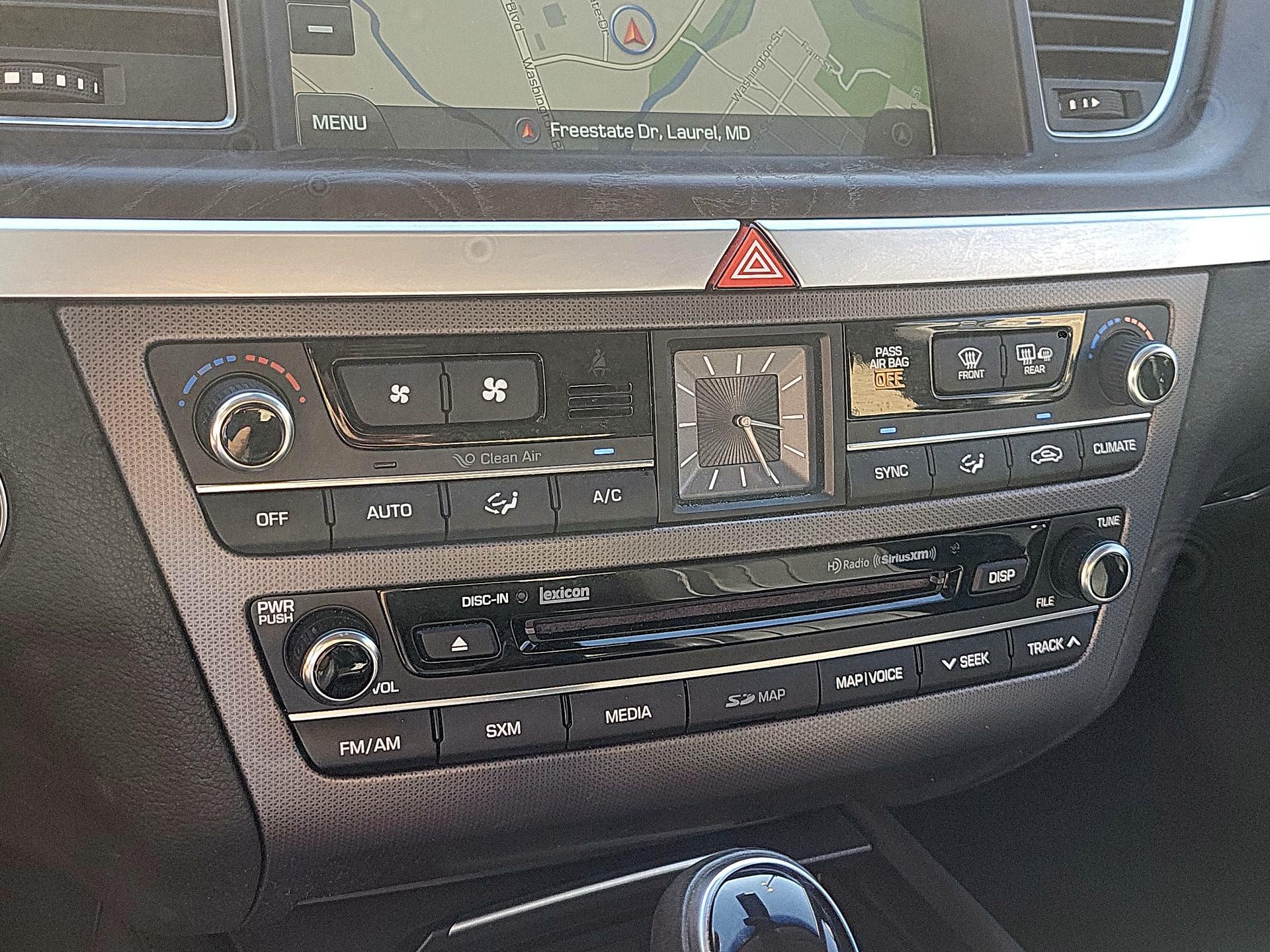 Thumbnail: 2017 Genesis G80 - 15