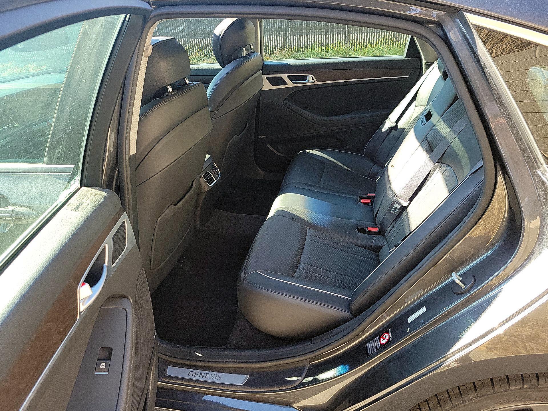 Thumbnail: 2017 Genesis G80 - 19