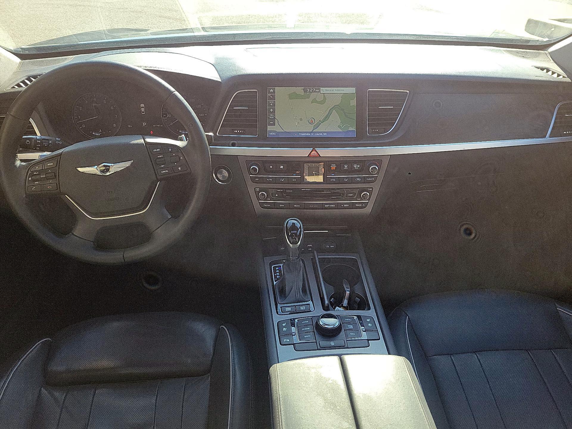 Thumbnail: 2017 Genesis G80 - 8