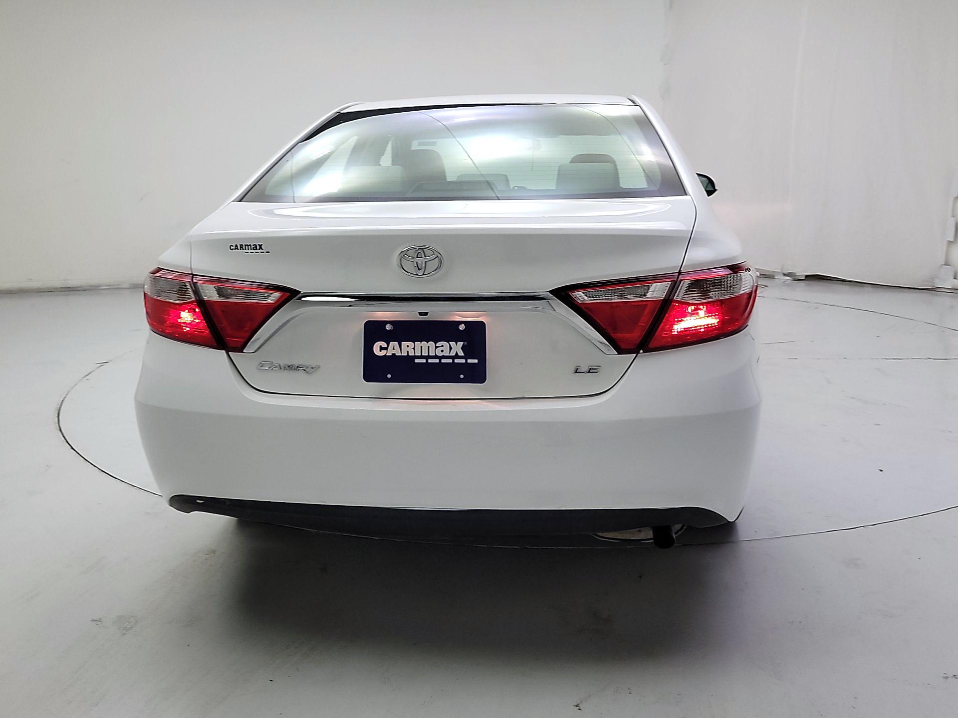 Thumbnail: 2016 Toyota Camry - 6