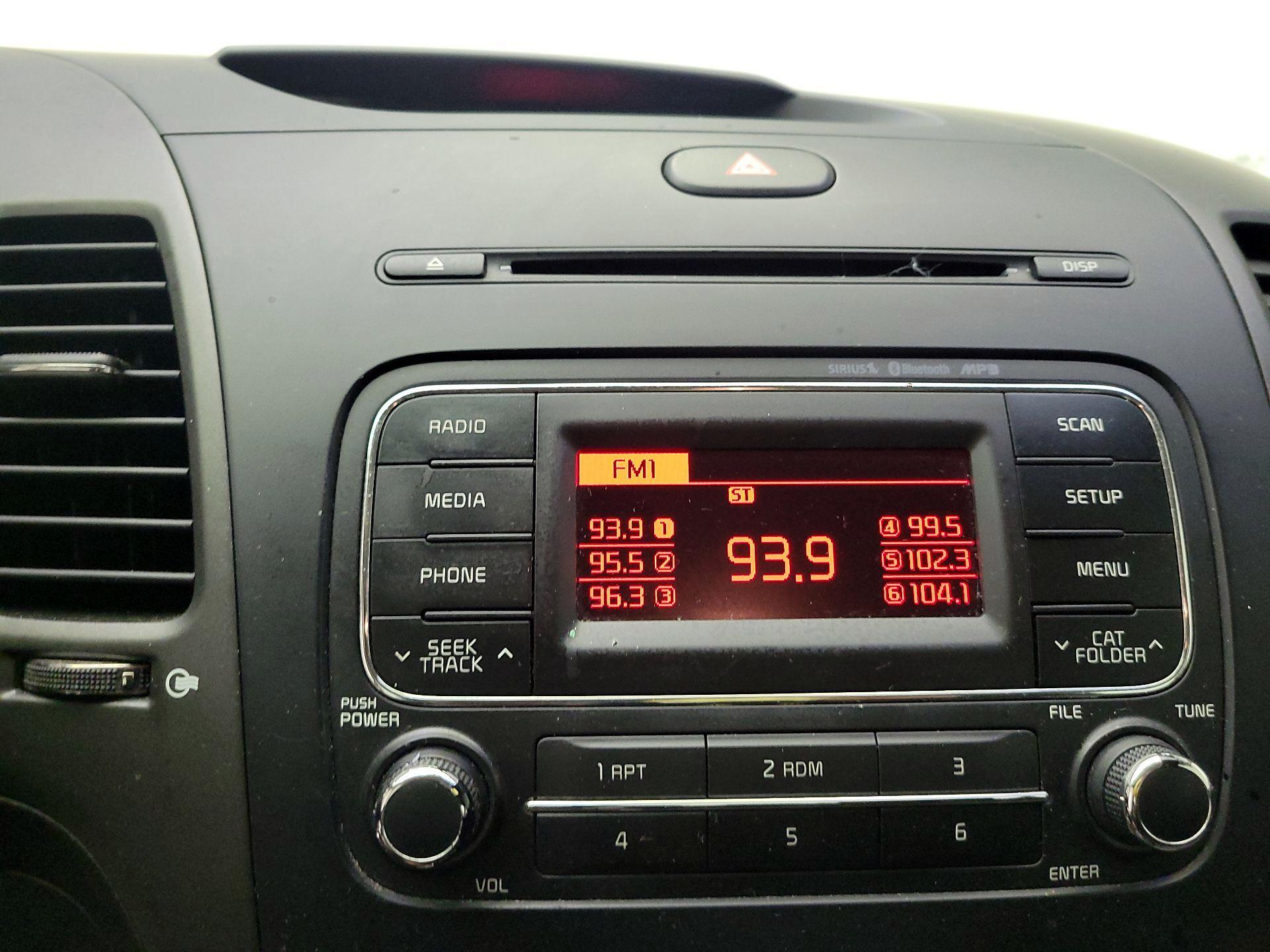 Thumbnail: 2014 Kia Forte - 12