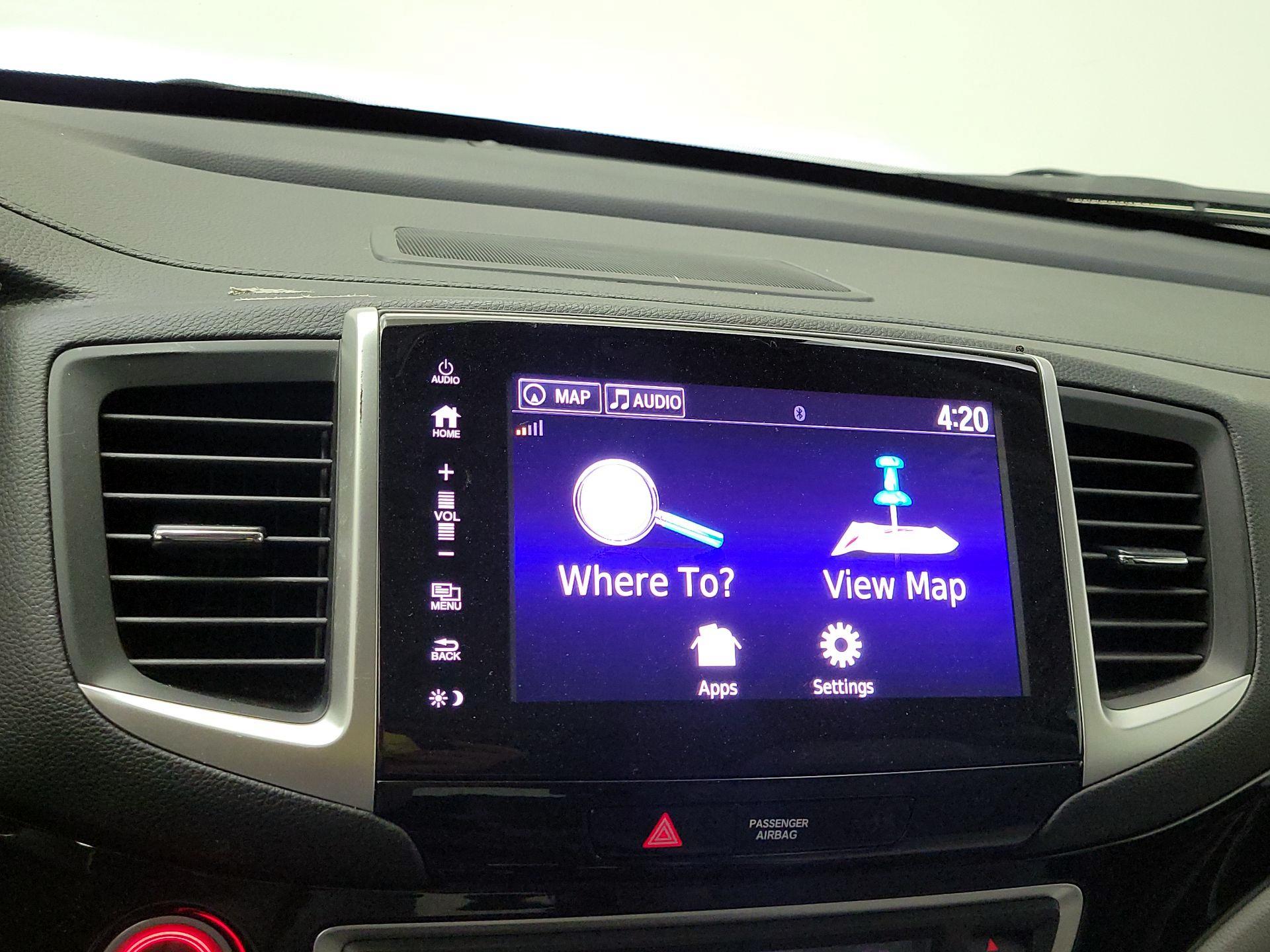 Thumbnail: 2018 Honda Pilot - 12