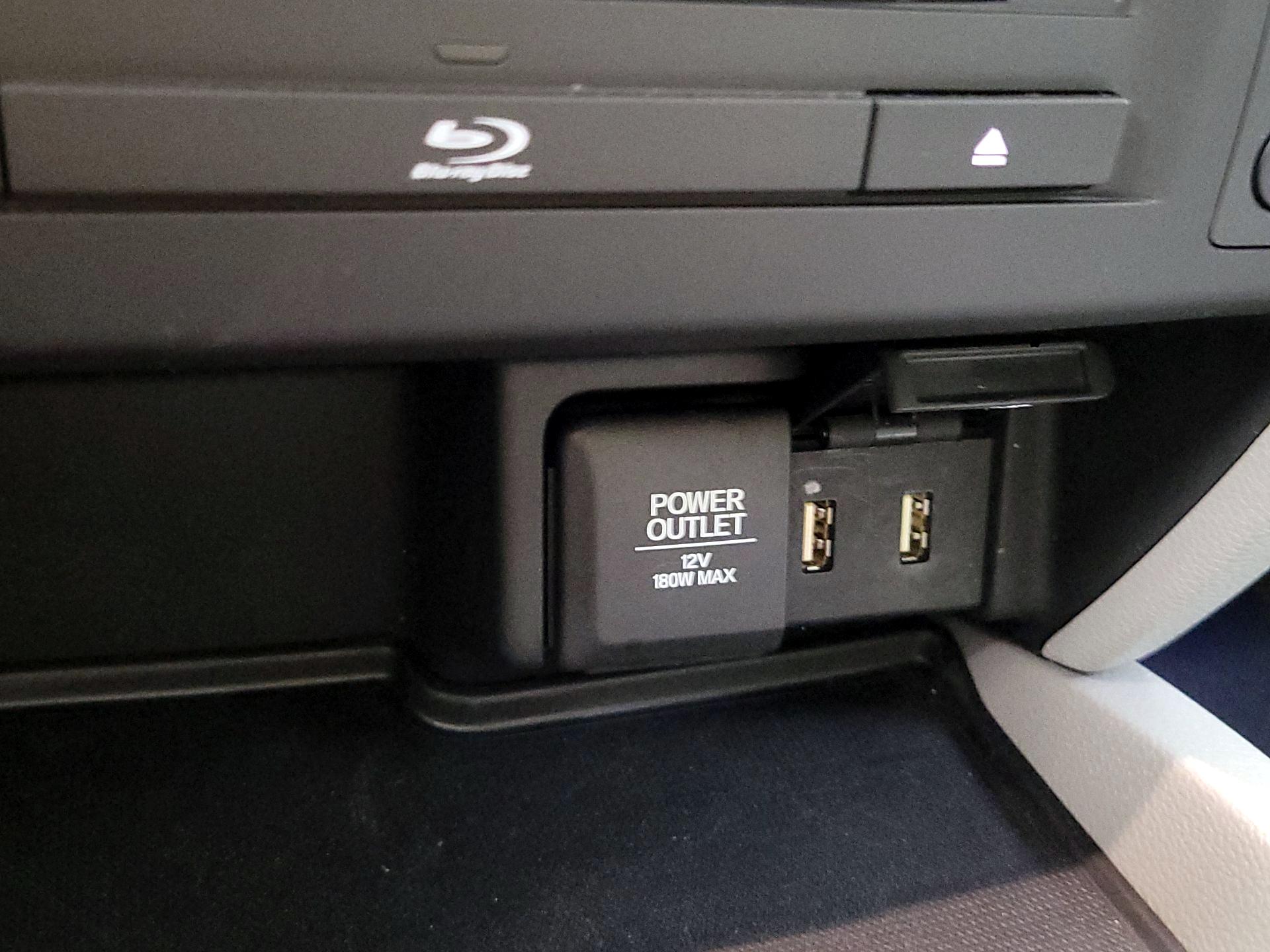 Thumbnail: 2018 Honda Pilot - 17