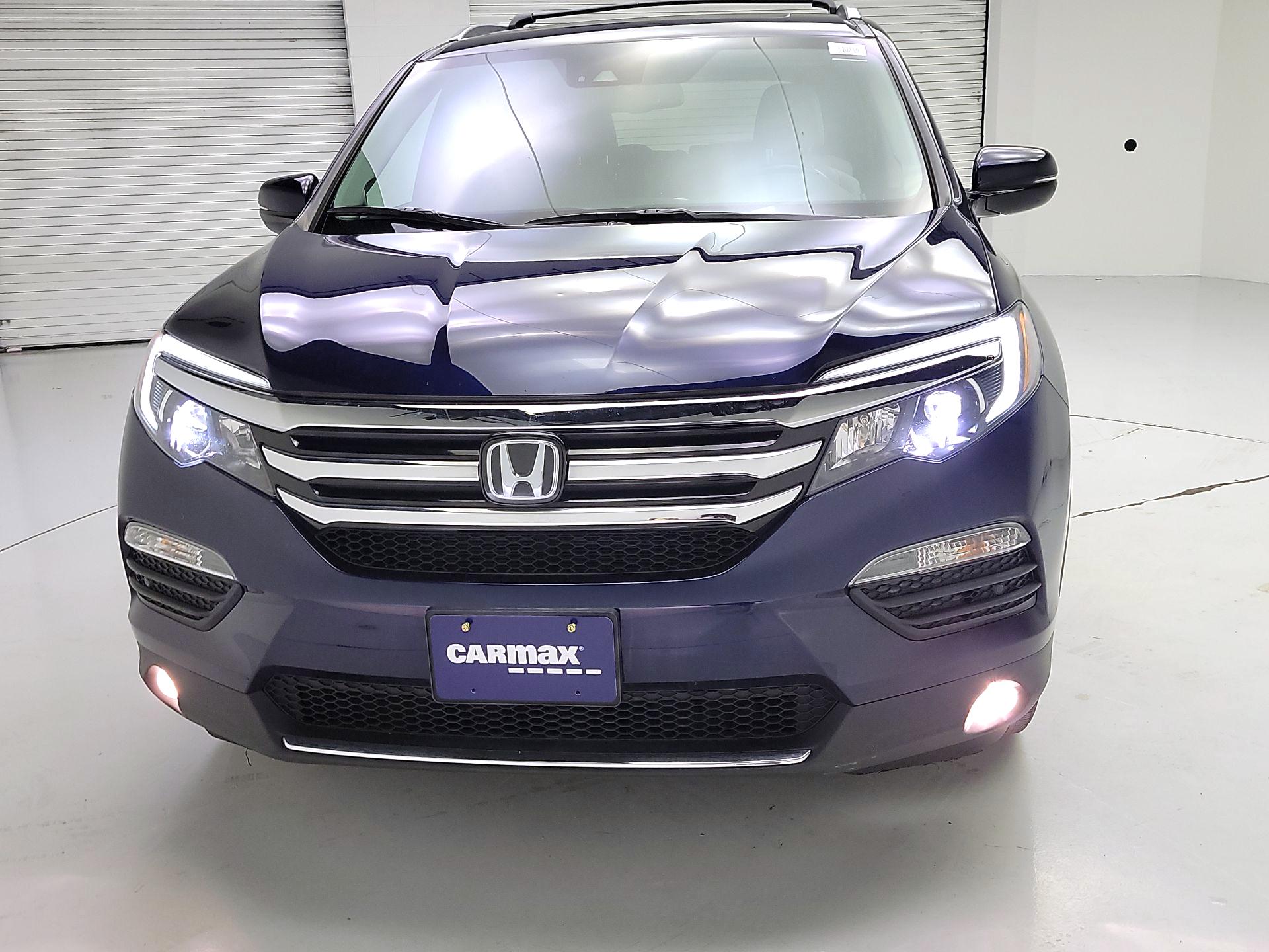 Thumbnail: 2018 Honda Pilot - 2