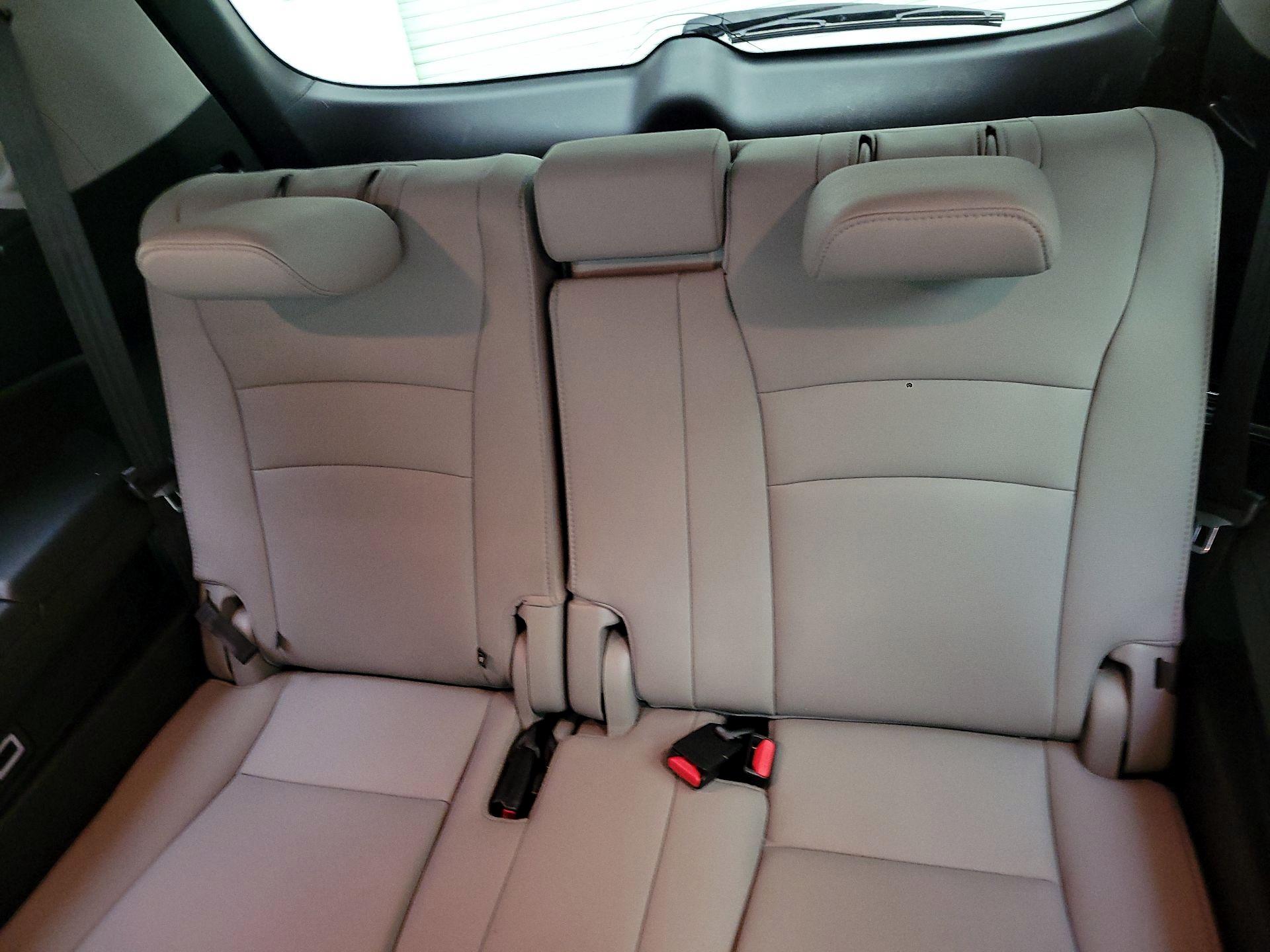 Thumbnail: 2018 Honda Pilot - 19