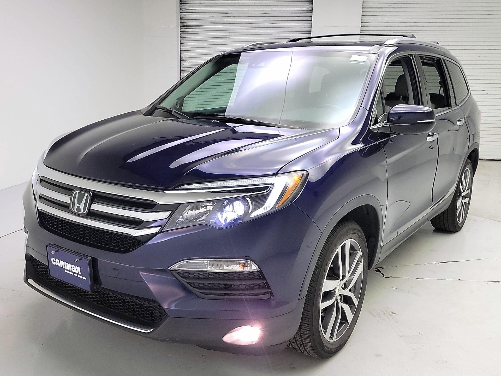 Thumbnail: 2018 Honda Pilot - 3