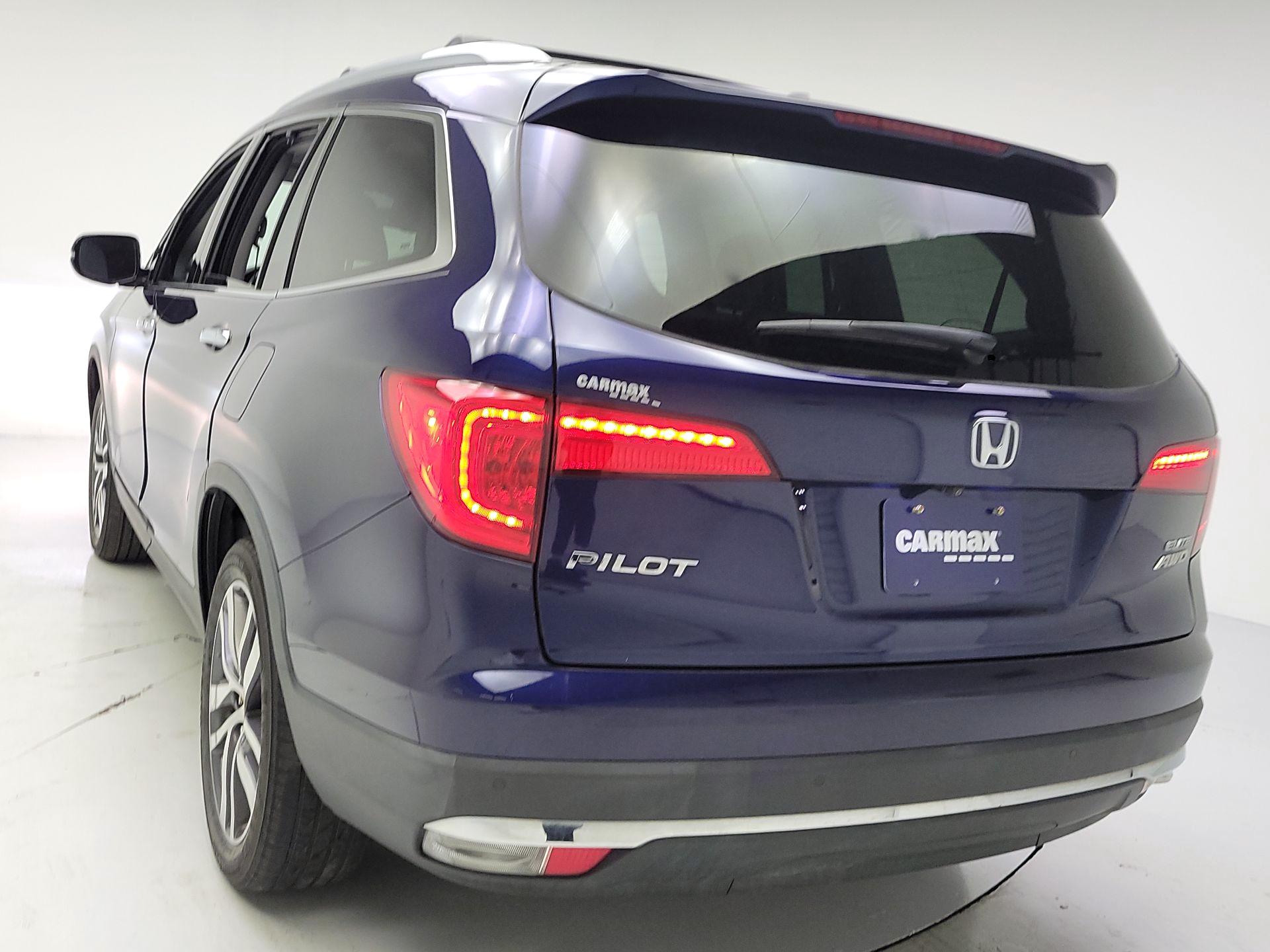Thumbnail: 2018 Honda Pilot - 7