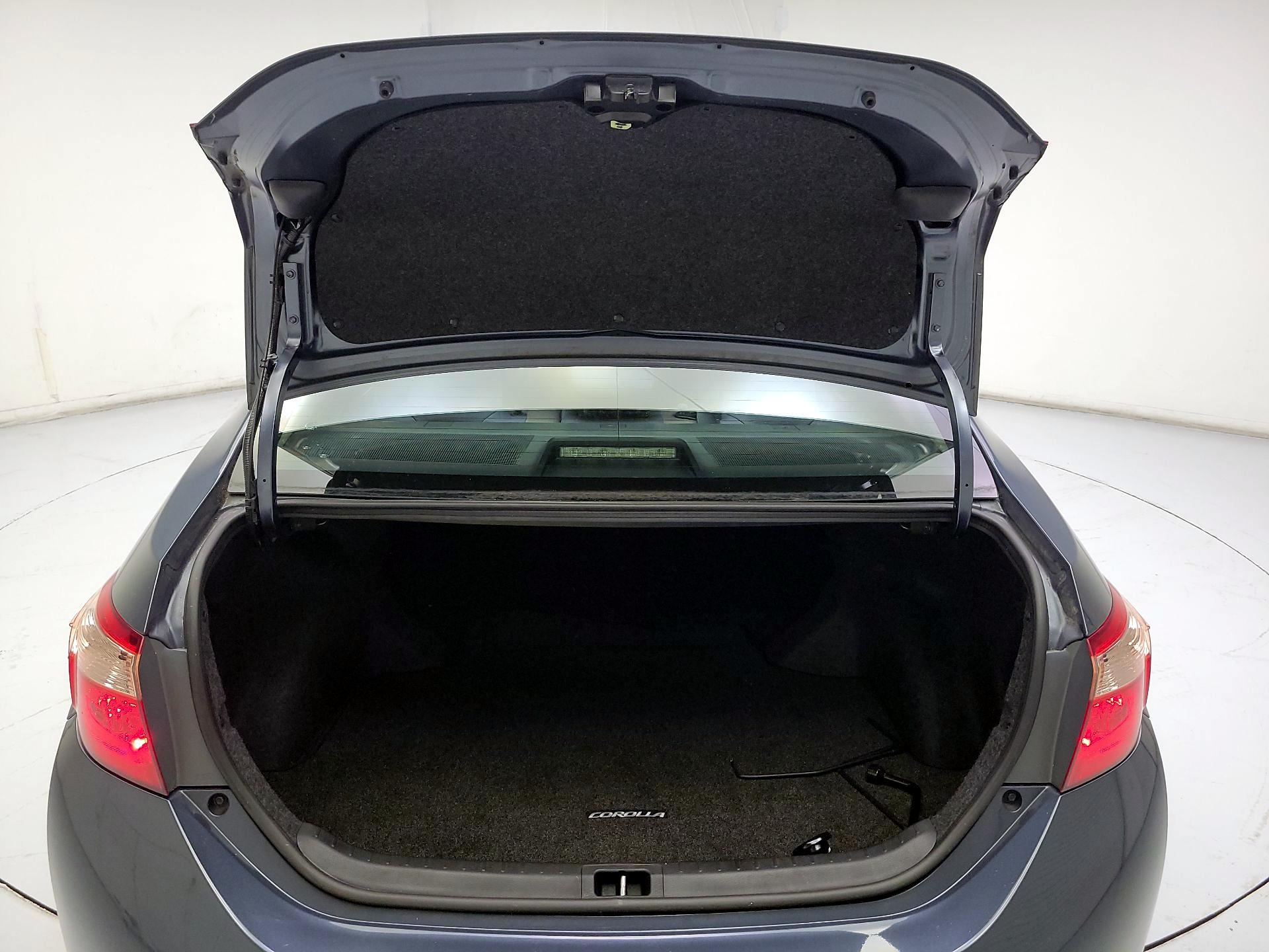 Thumbnail: 2019 Toyota Corolla - 20