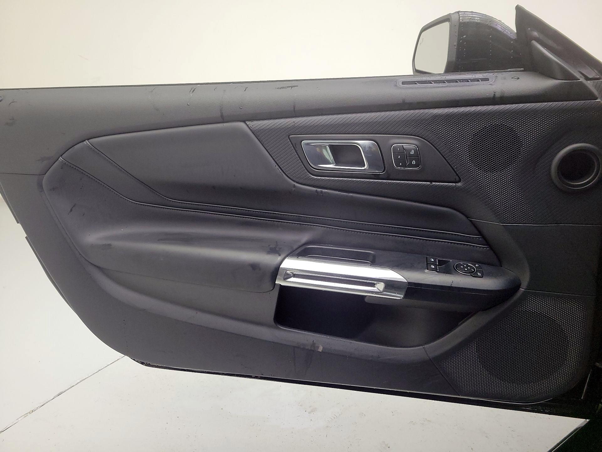 Thumbnail: 2025 Ford Mustang - 10