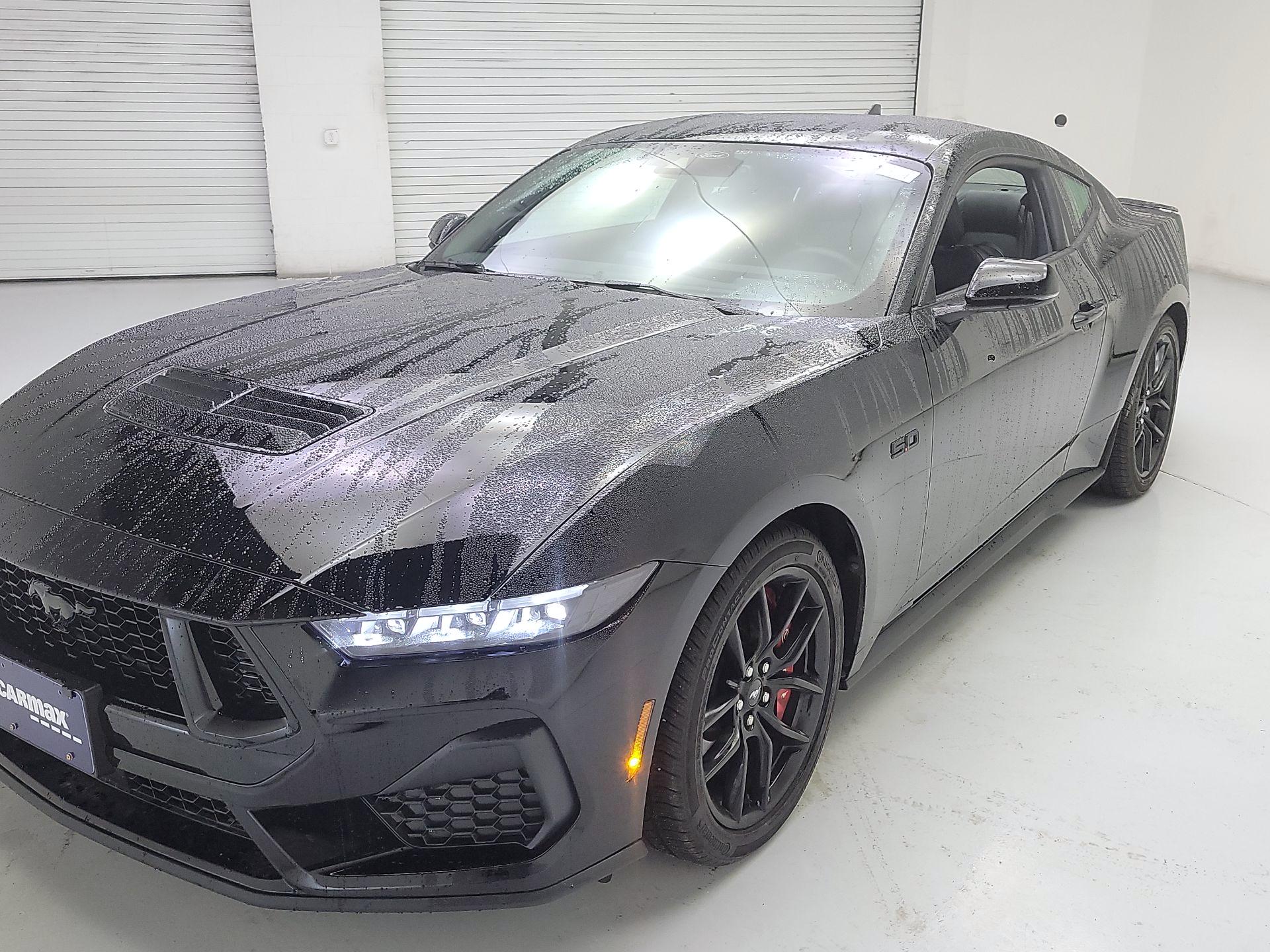 Thumbnail: 2025 Ford Mustang - 3