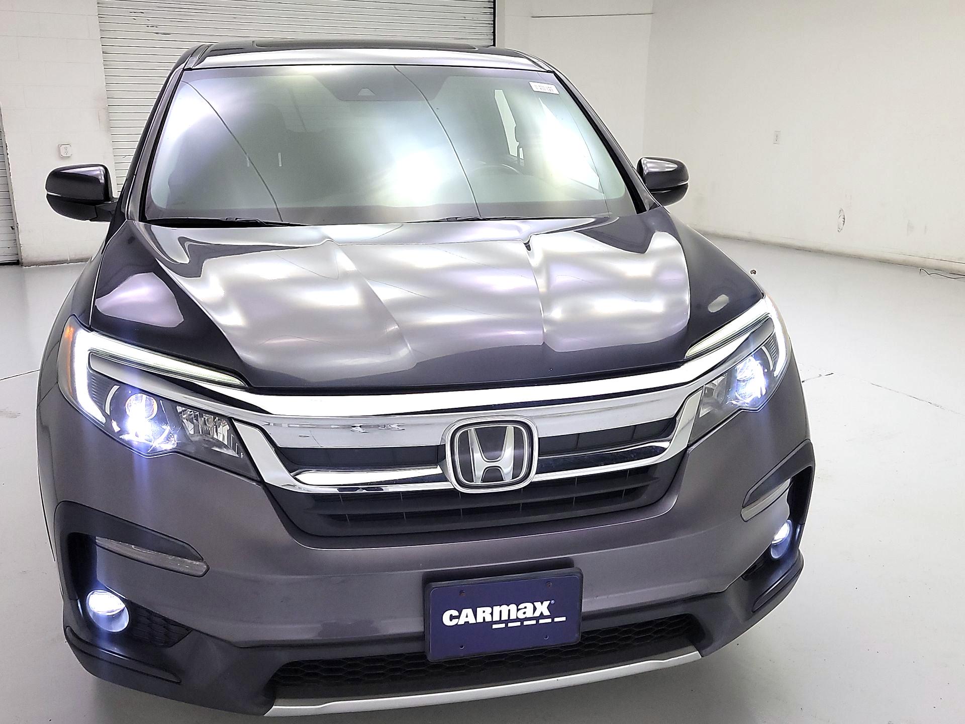 Thumbnail: 2019 Honda Pilot - 2