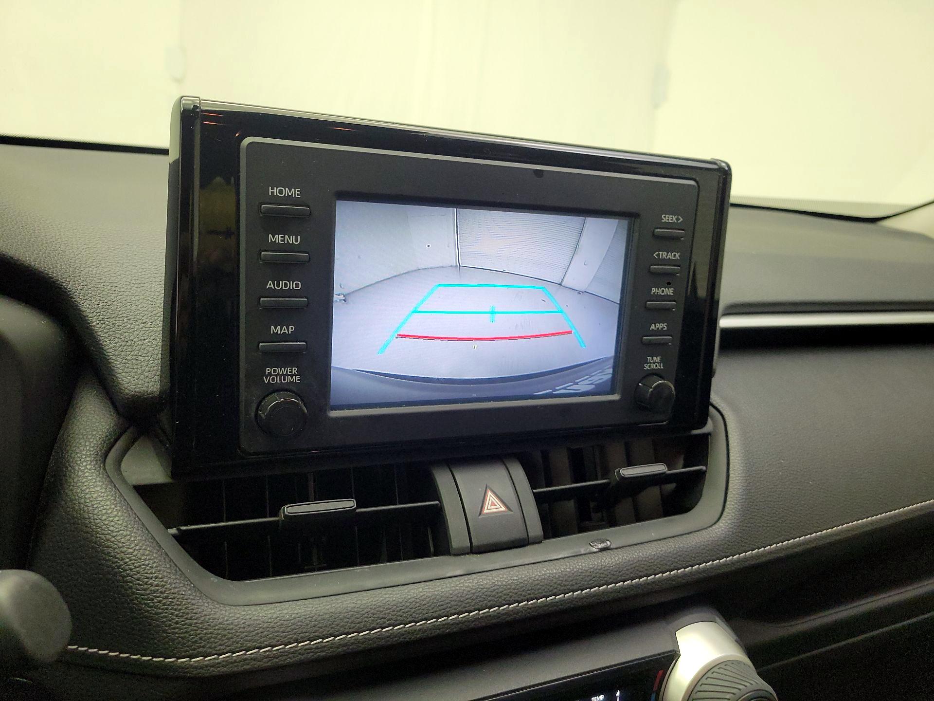 Thumbnail: 2019 Toyota RAV4 - 12