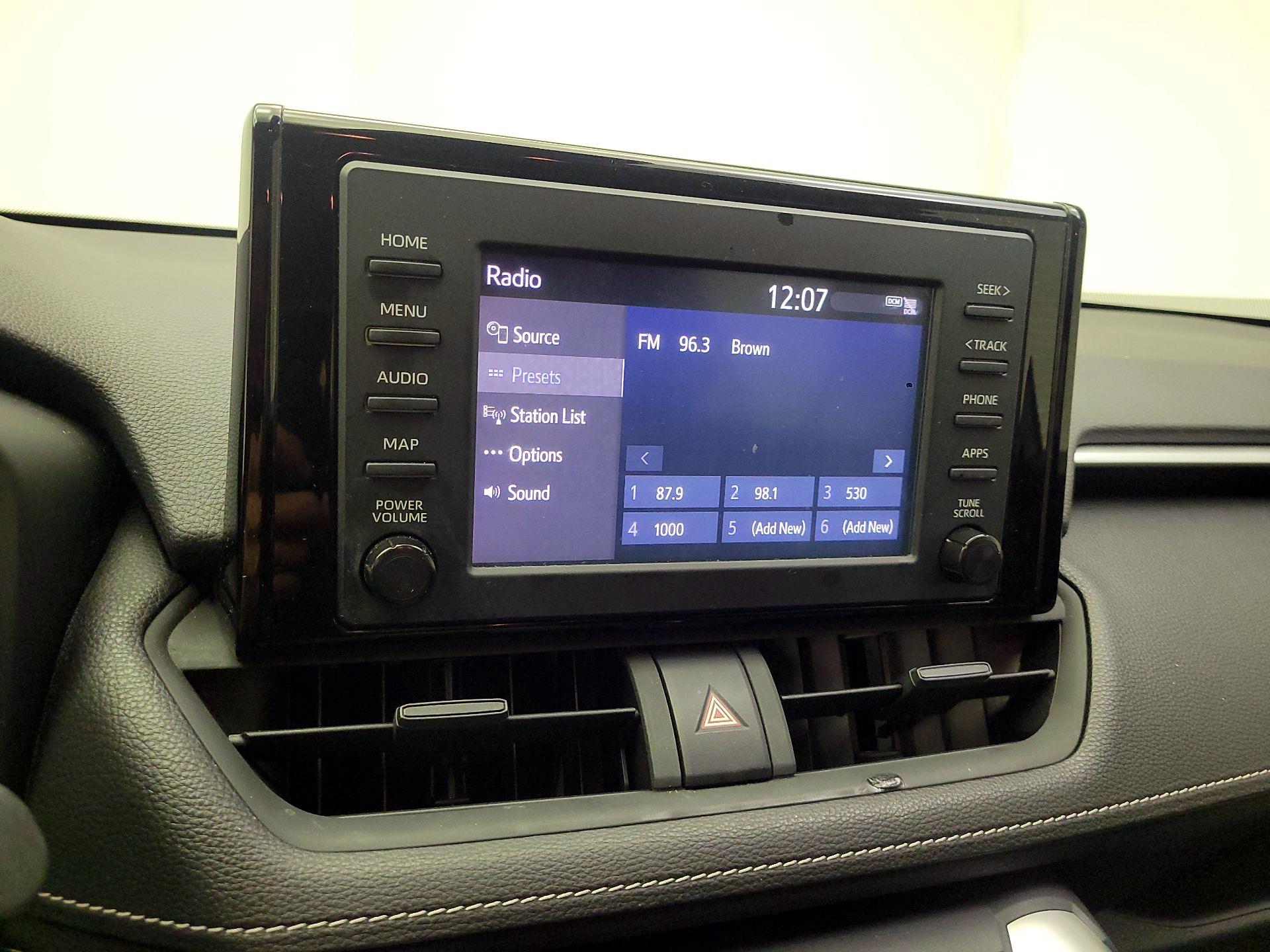 Thumbnail: 2019 Toyota RAV4 - 13