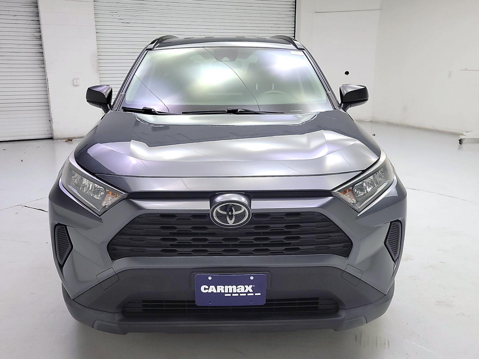 Thumbnail: 2019 Toyota RAV4 - 2