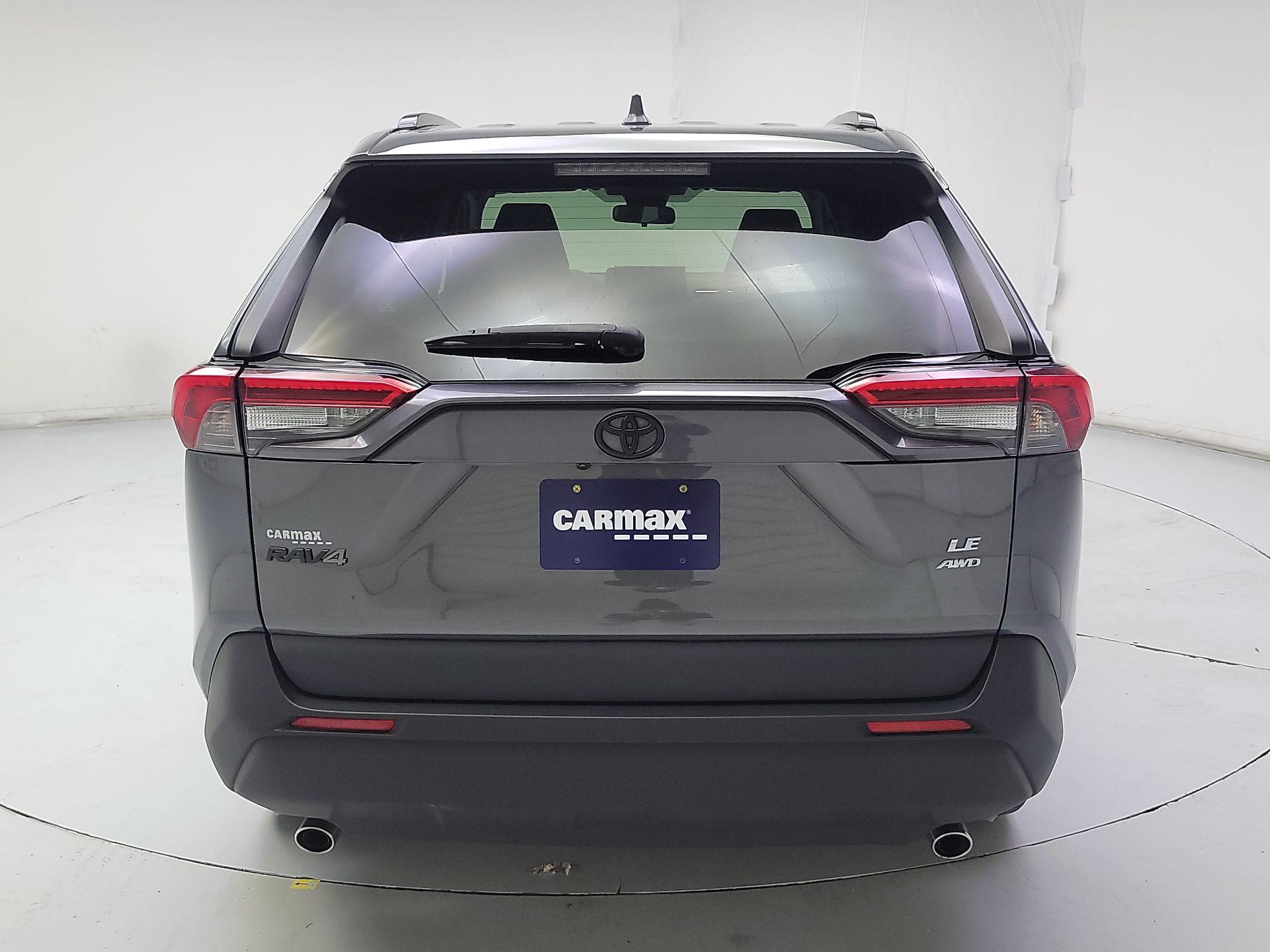 Thumbnail: 2019 Toyota RAV4 - 6