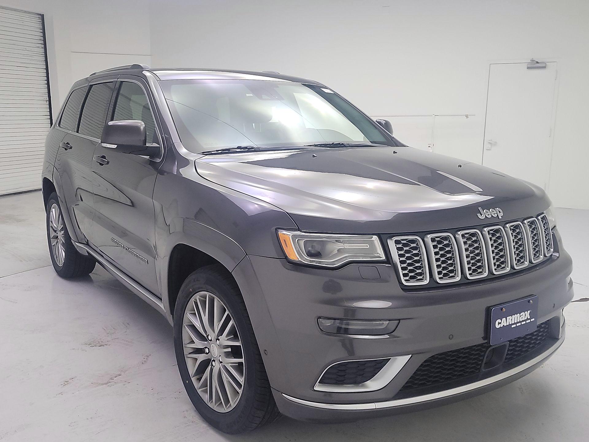 Thumbnail: 2017 Jeep Grand Cherokee - 1