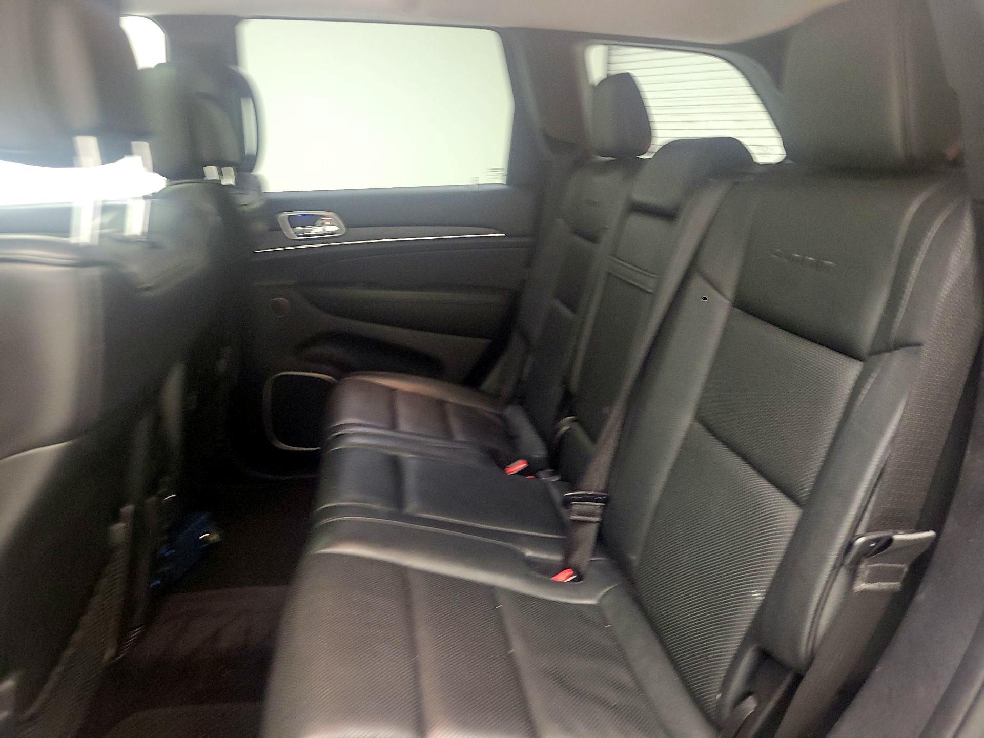 Thumbnail: 2017 Jeep Grand Cherokee - 19