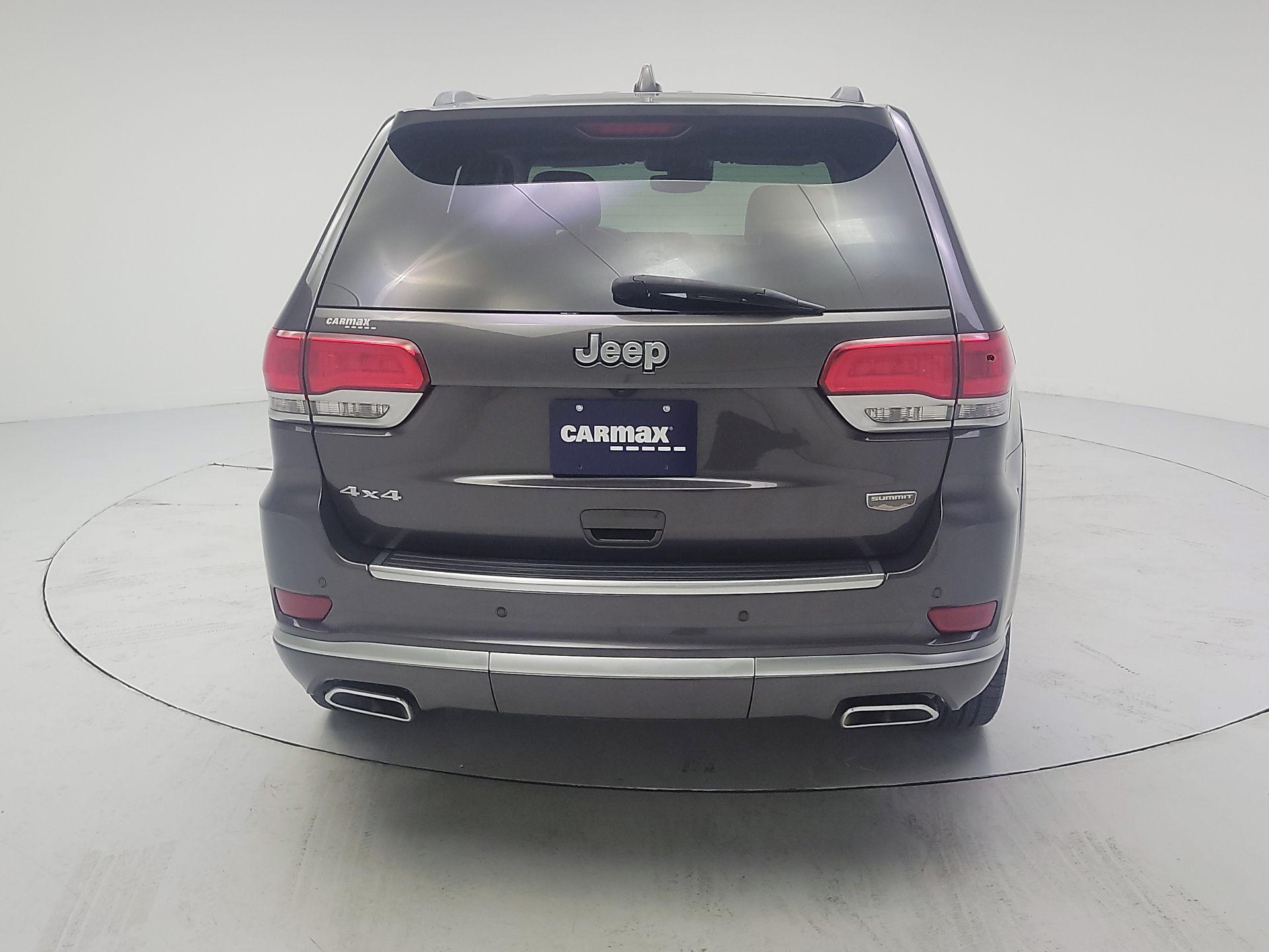 Thumbnail: 2017 Jeep Grand Cherokee - 6