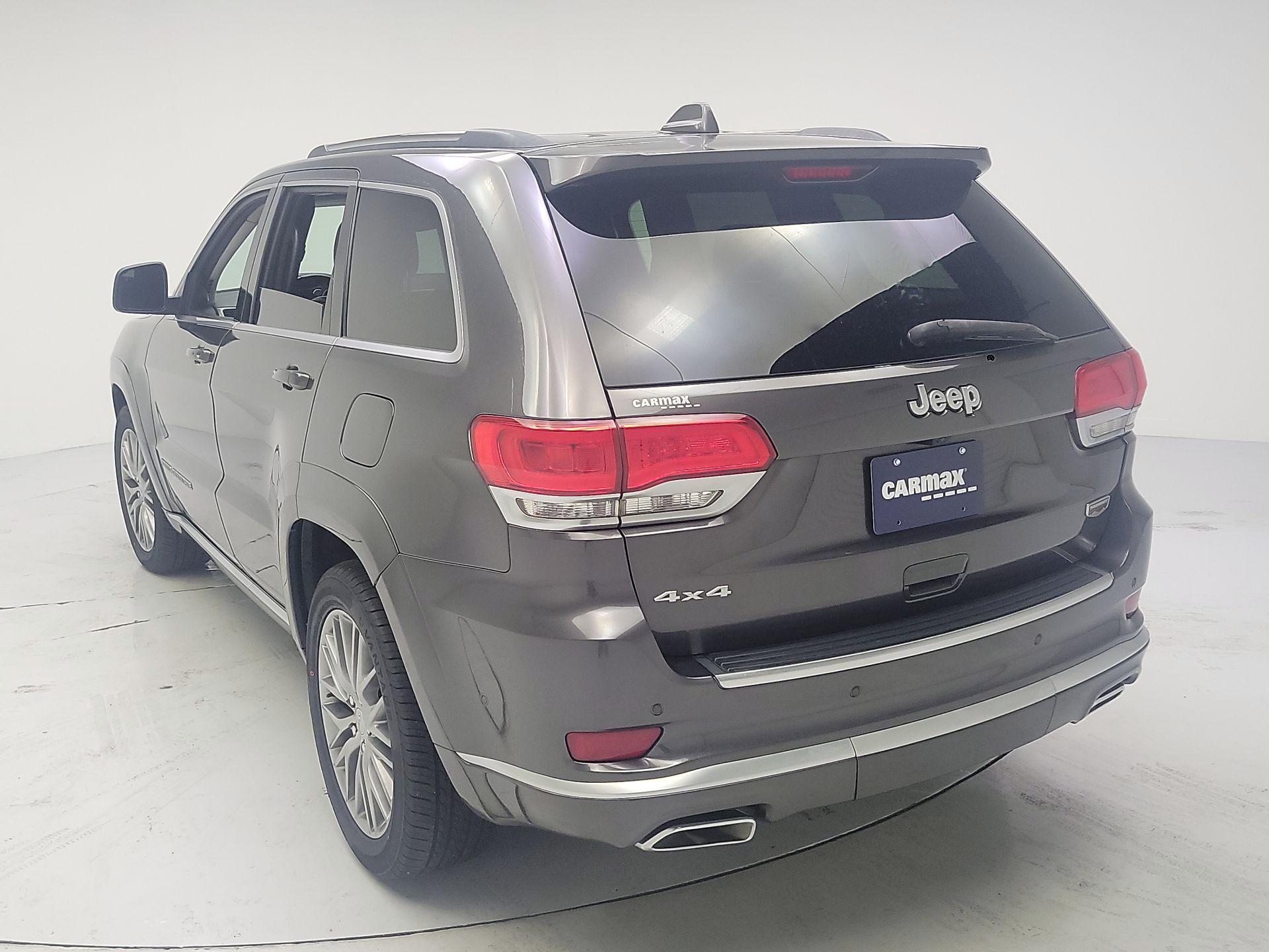 Thumbnail: 2017 Jeep Grand Cherokee - 7