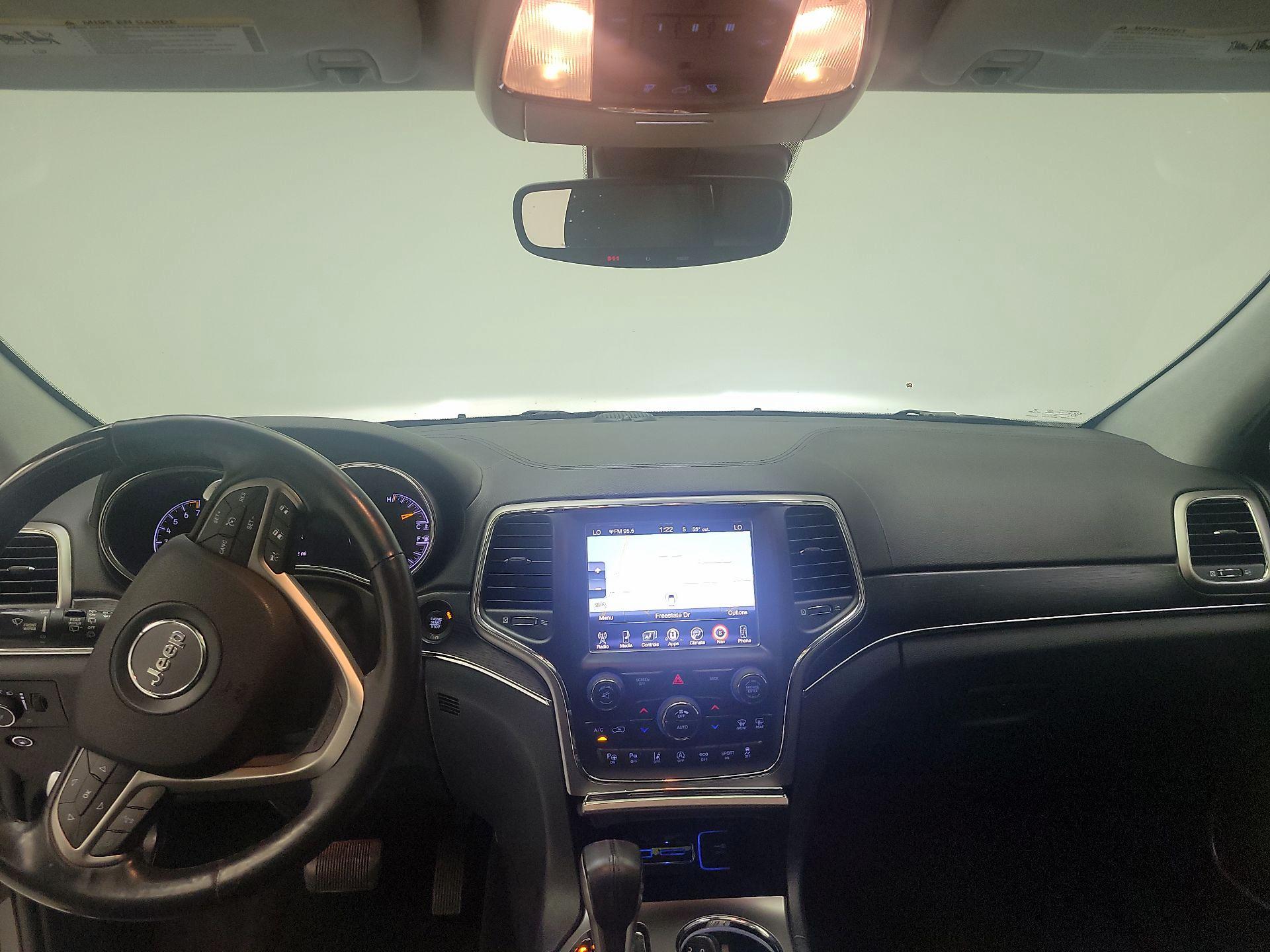 Thumbnail: 2017 Jeep Grand Cherokee - 8