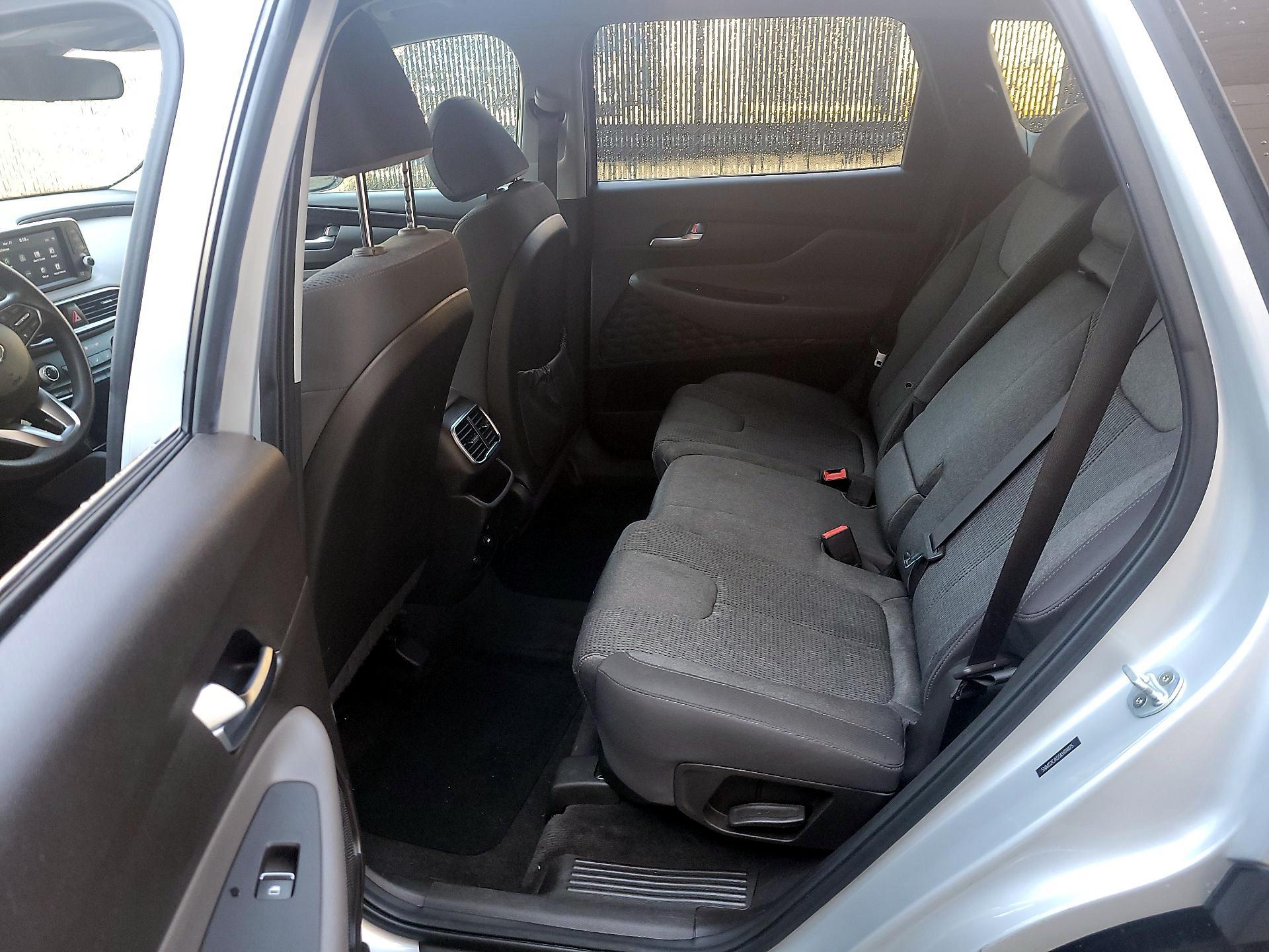 Thumbnail: 2019 Hyundai Santa Fe - 17