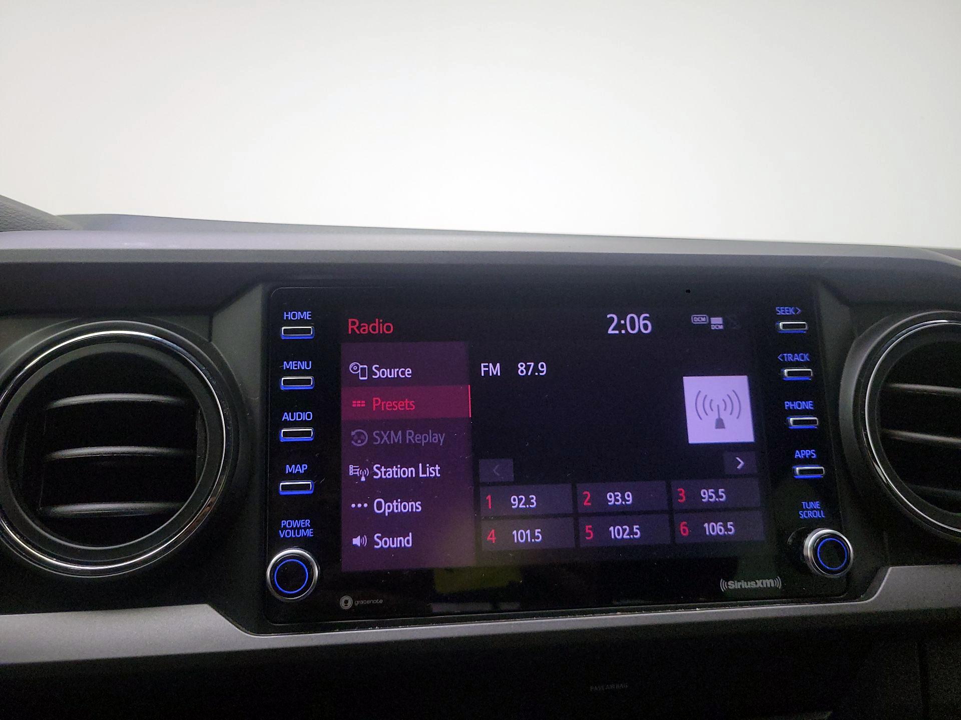 Thumbnail: 2020 Toyota Tacoma - 13