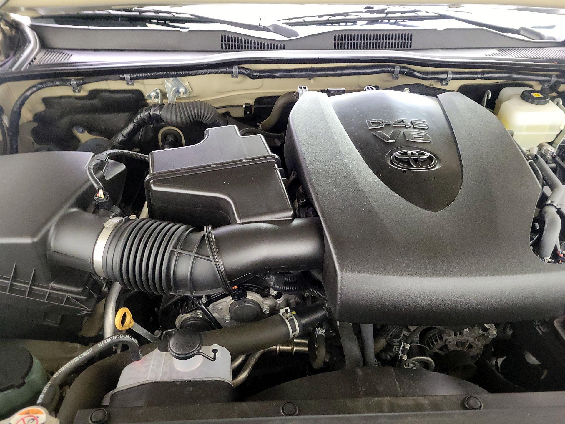 Thumbnail: 2020 Toyota Tacoma - 19