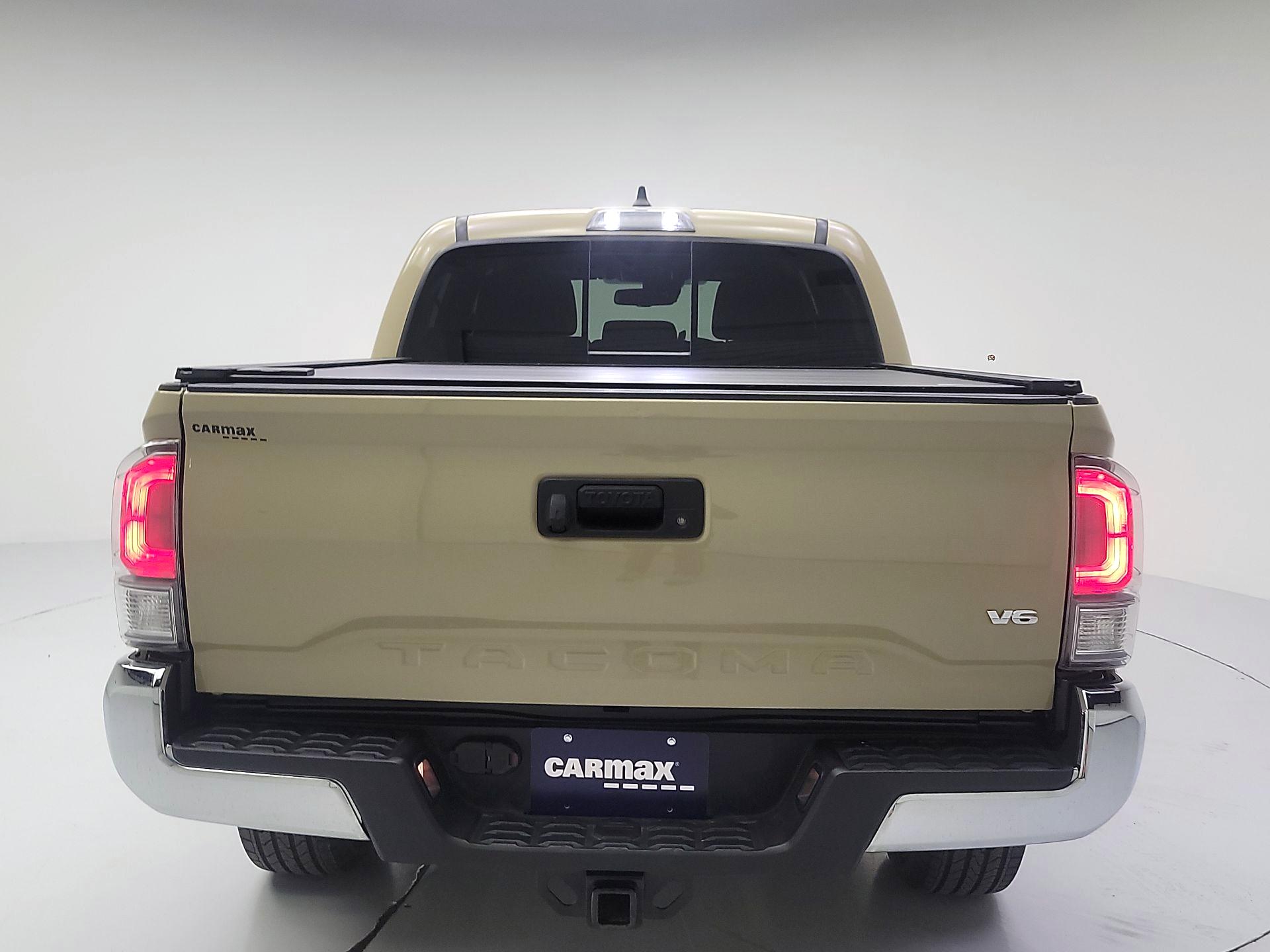 Thumbnail: 2020 Toyota Tacoma - 6