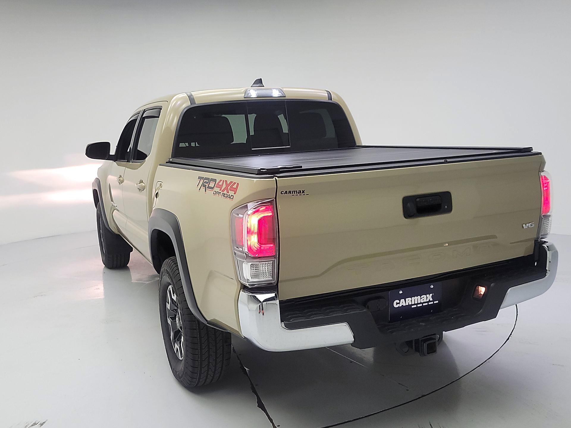 Thumbnail: 2020 Toyota Tacoma - 7