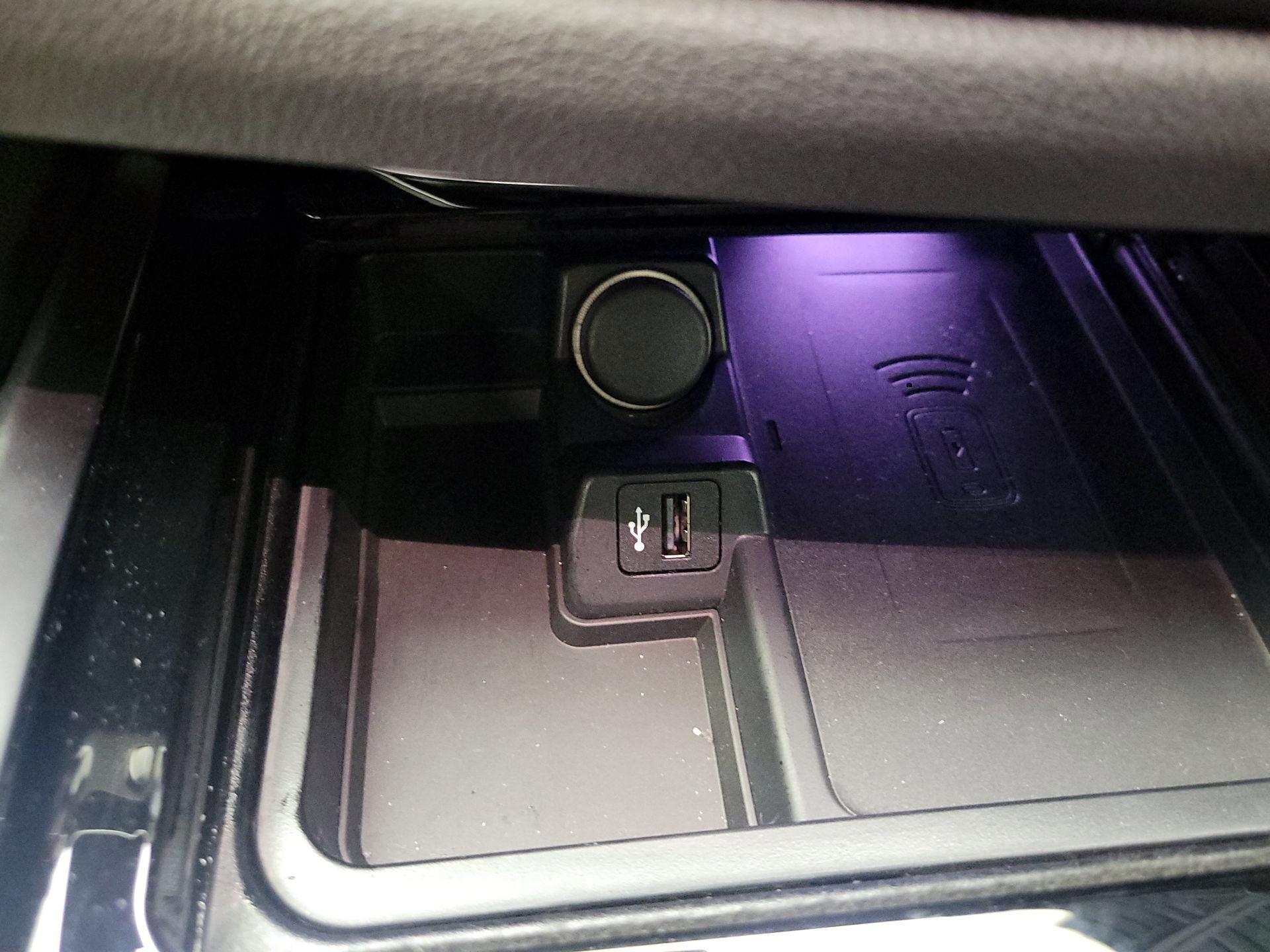 Thumbnail: 2026 BMW Z4 - 16