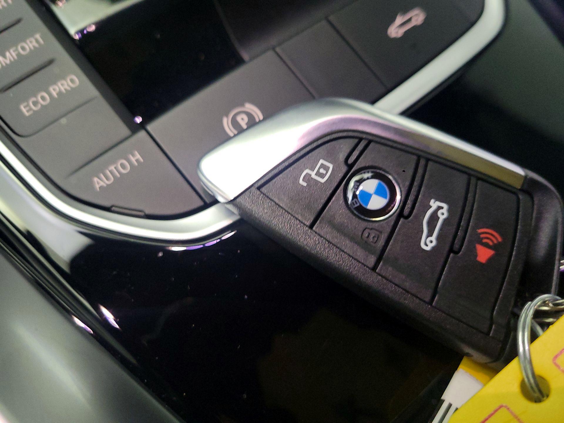 Thumbnail: 2026 BMW Z4 - 19