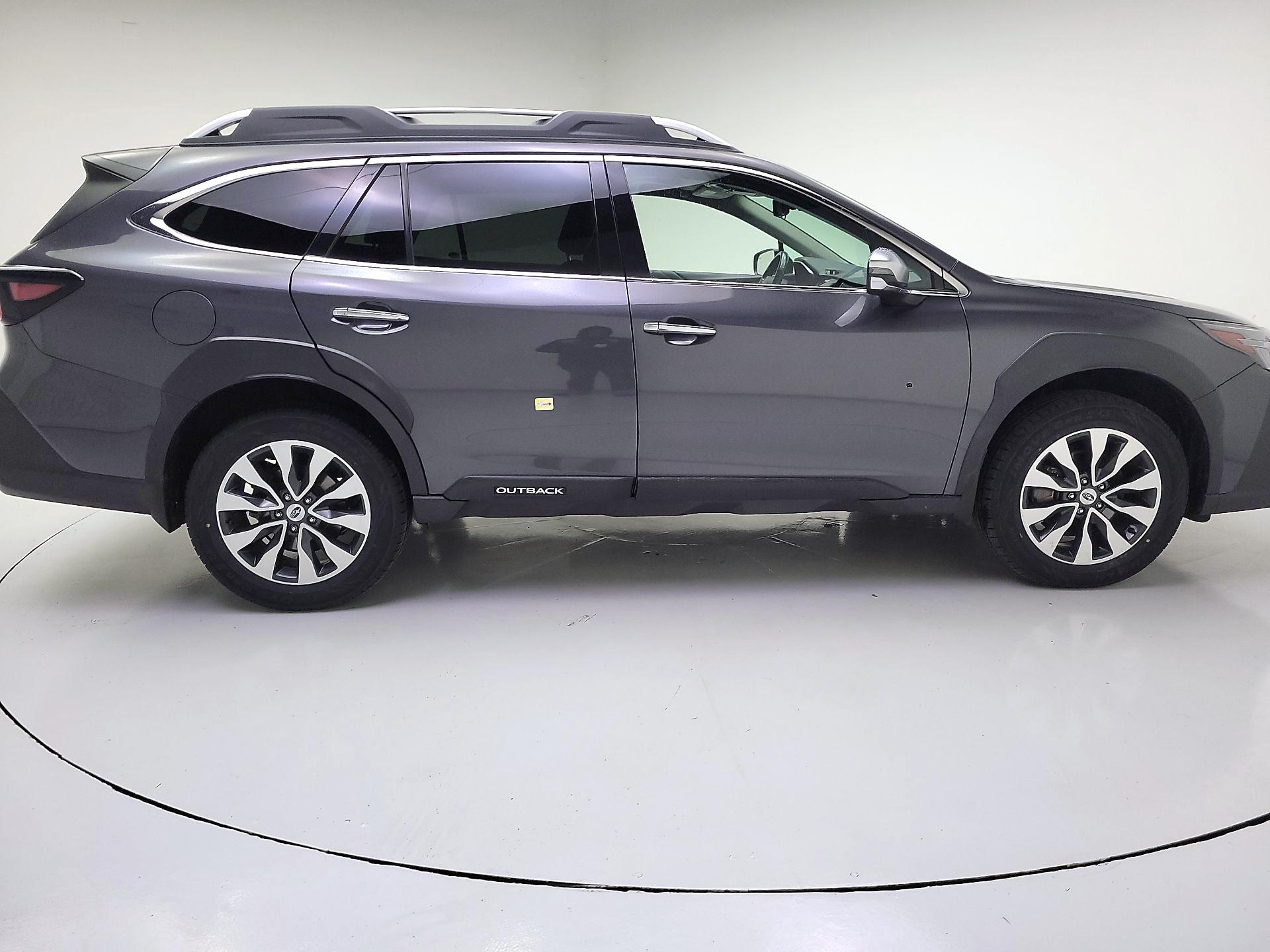 Thumbnail: 2023 Subaru Outback - 4