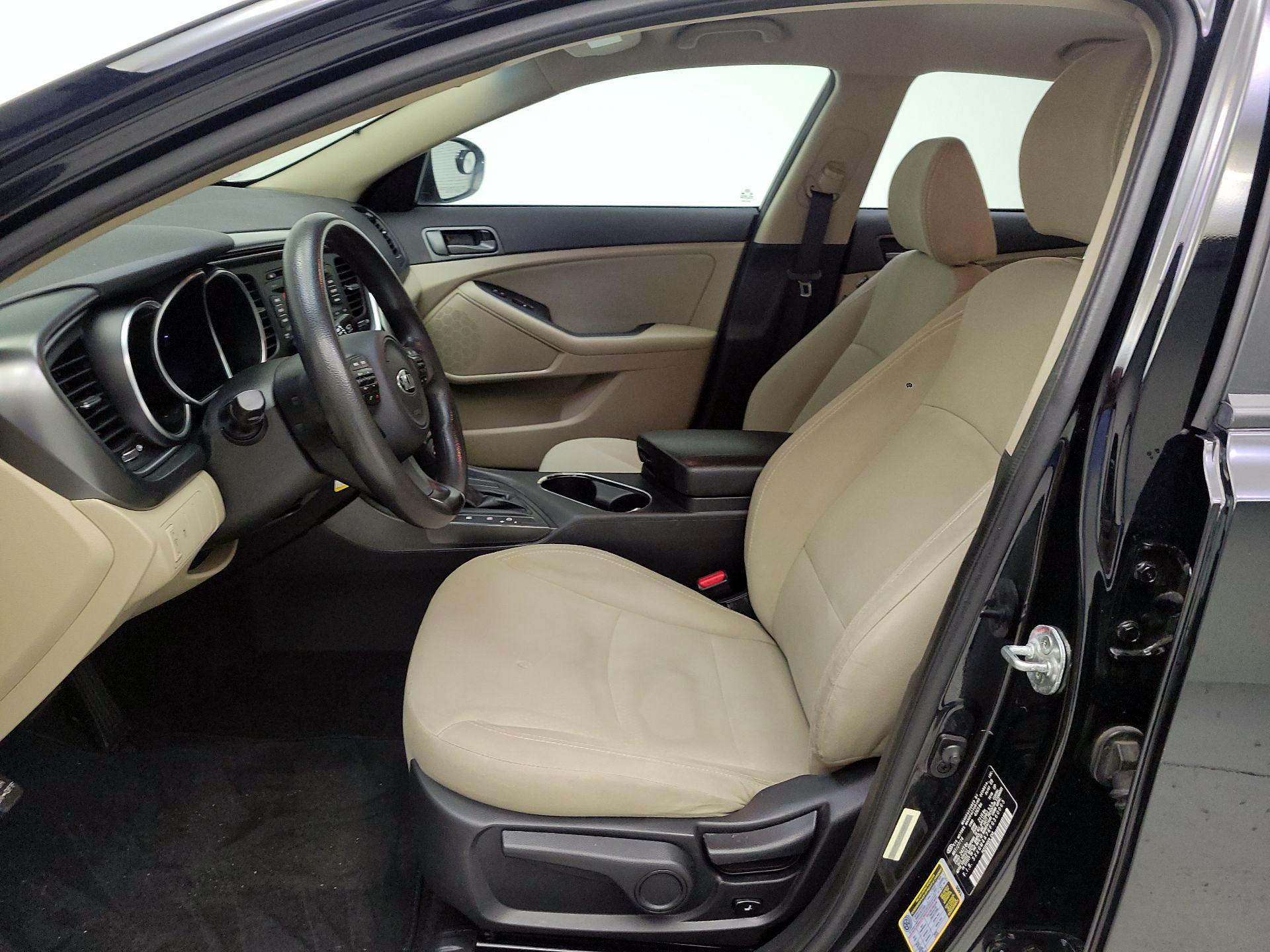 Thumbnail: 2015 Kia Optima - 9