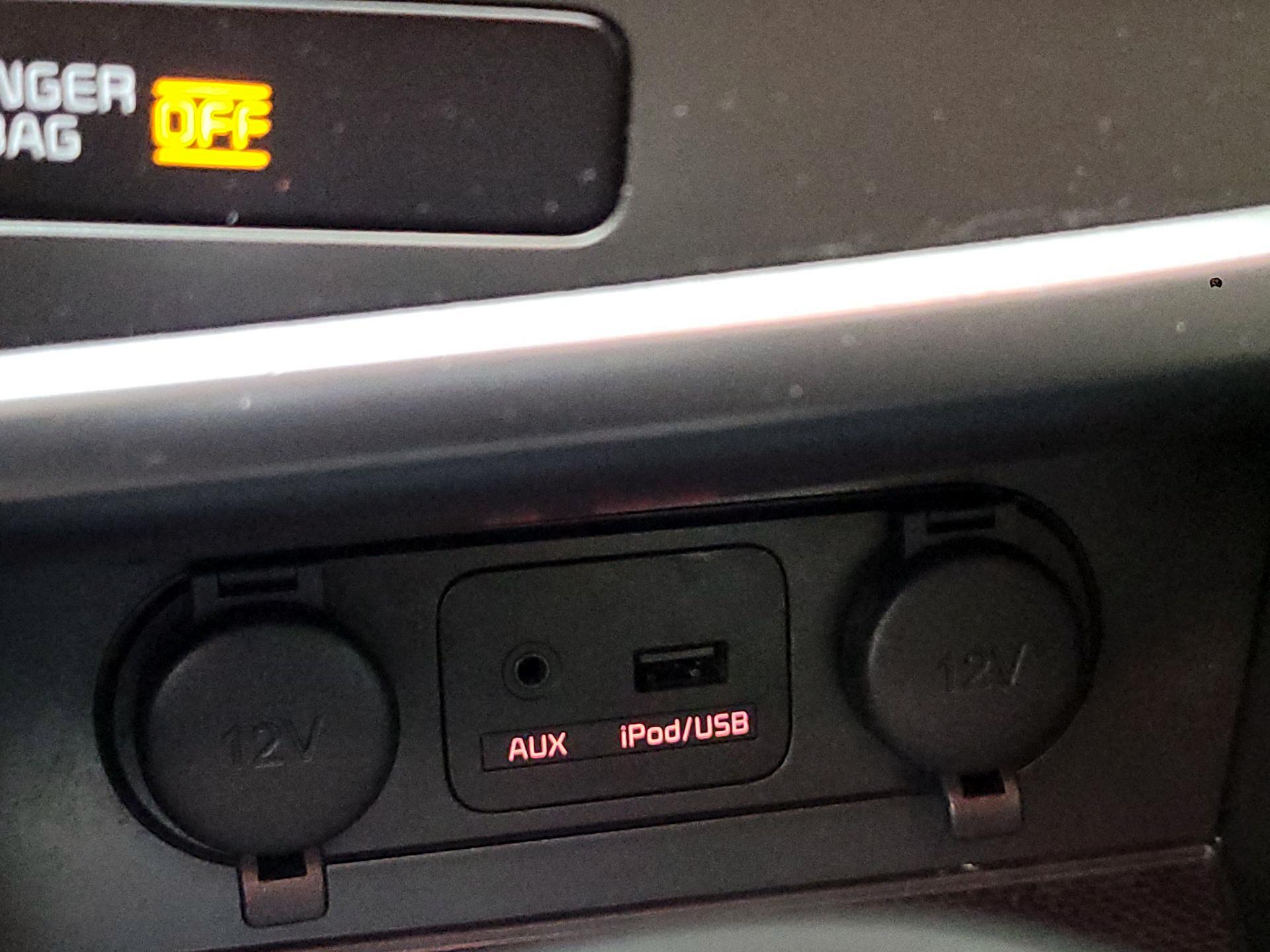 Thumbnail: 2015 Kia Optima - 15