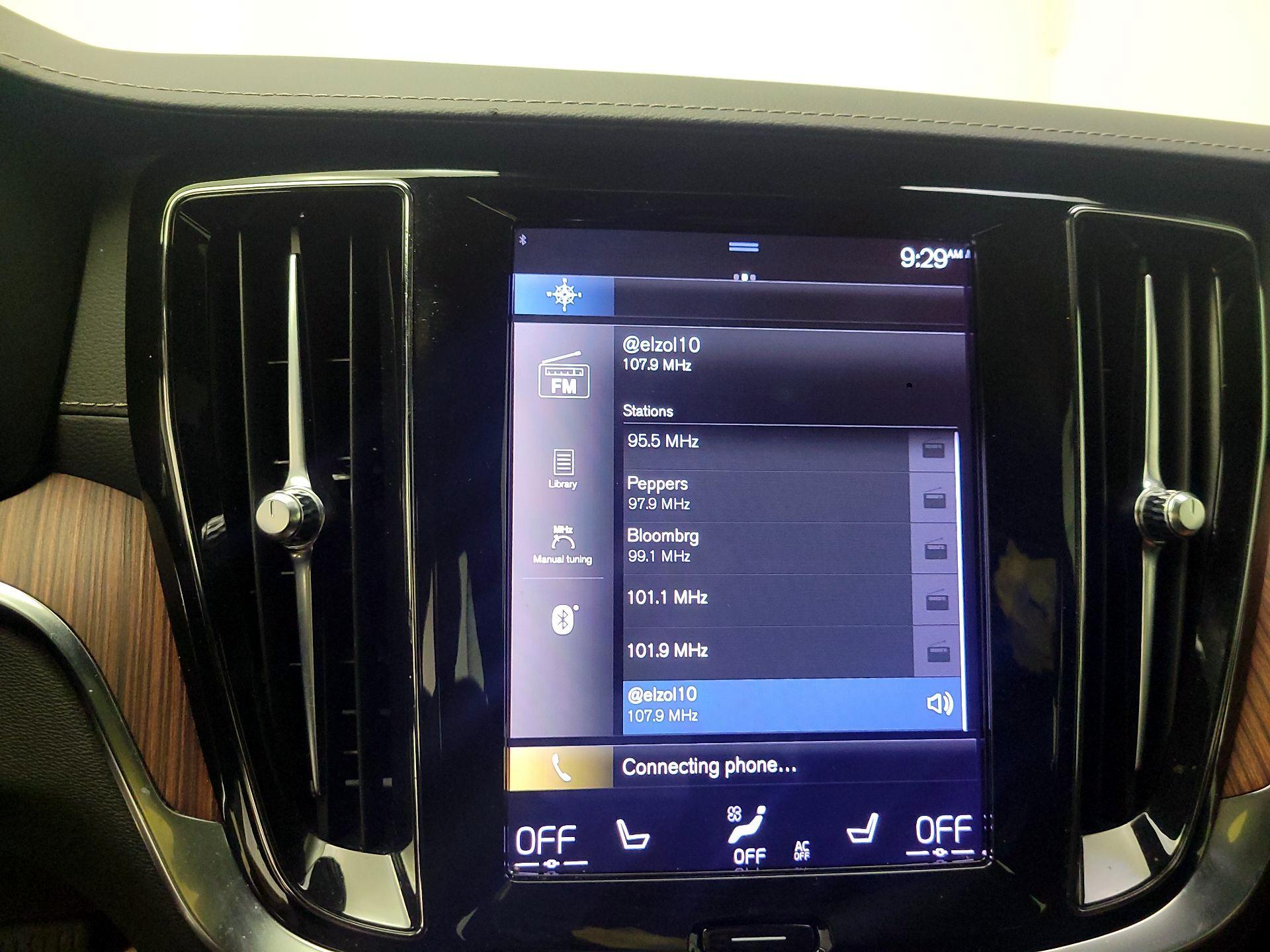 Thumbnail: 2021 Volvo S60 - 13