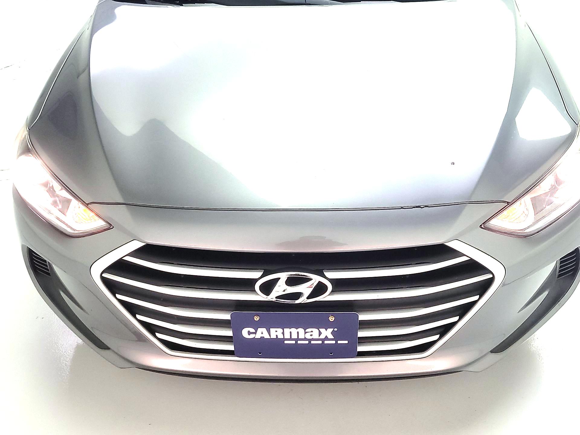 Thumbnail: 2018 Hyundai Elantra - 2