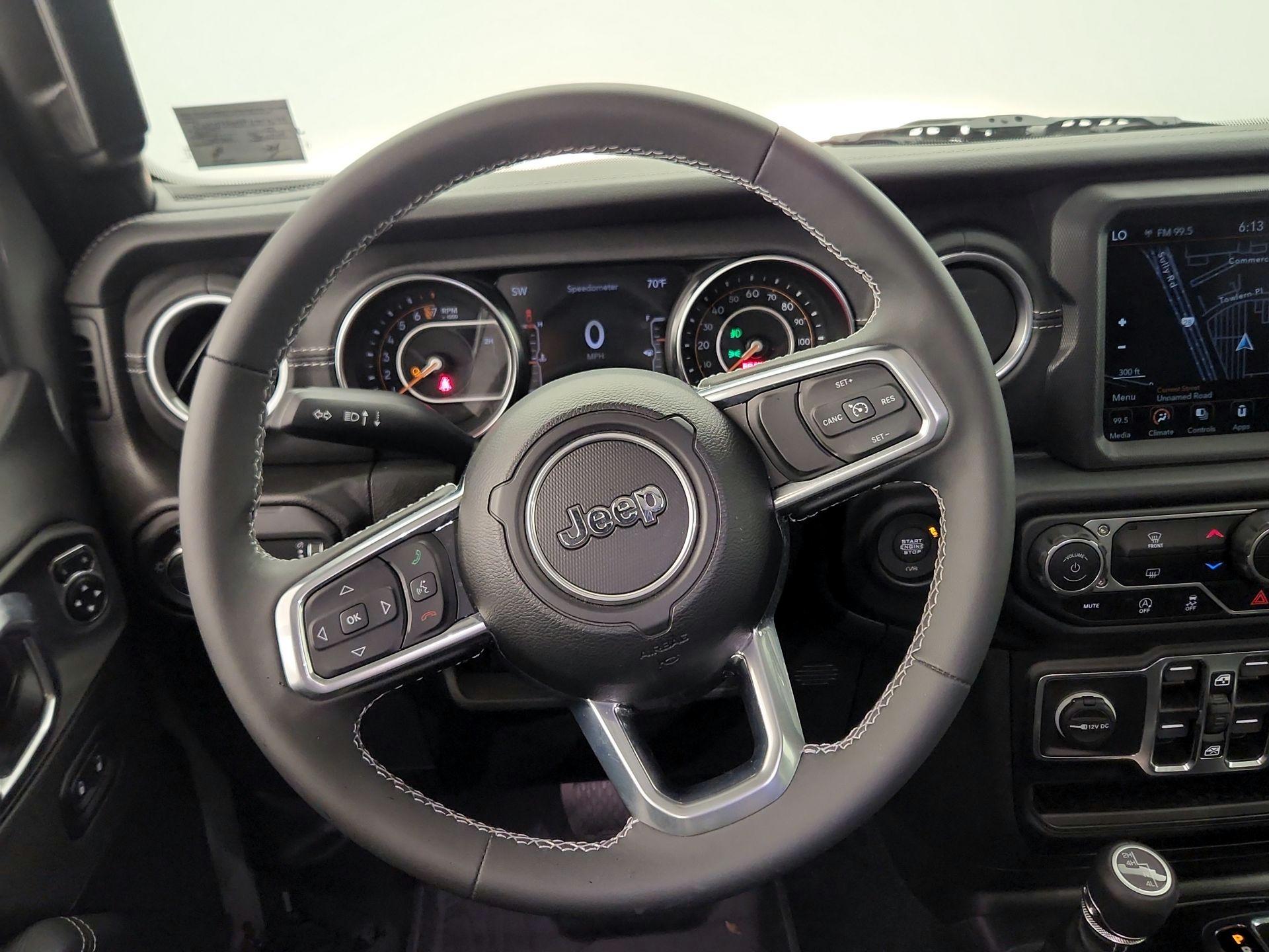 Thumbnail: 2023 Jeep Gladiator - 10