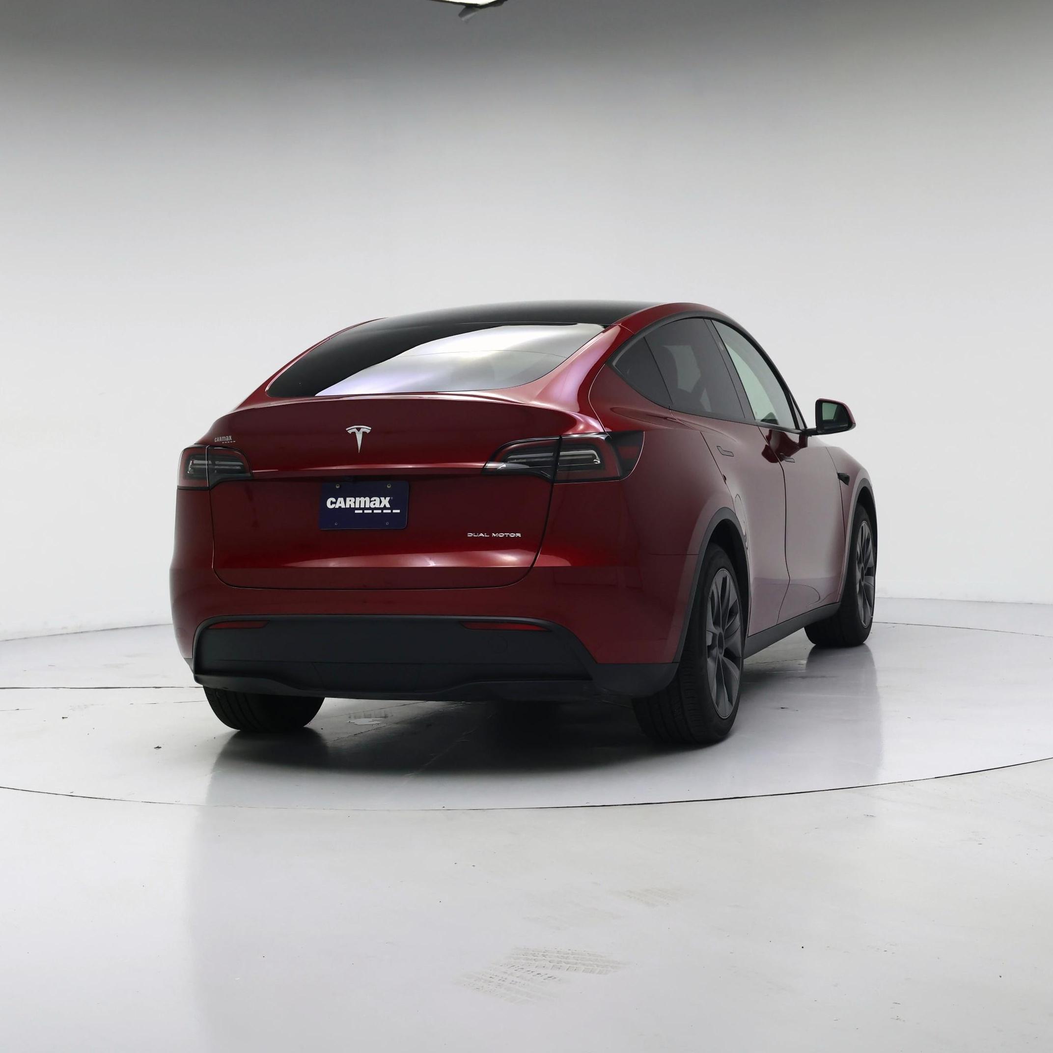 Thumbnail: 2025 Tesla Model Y - 8