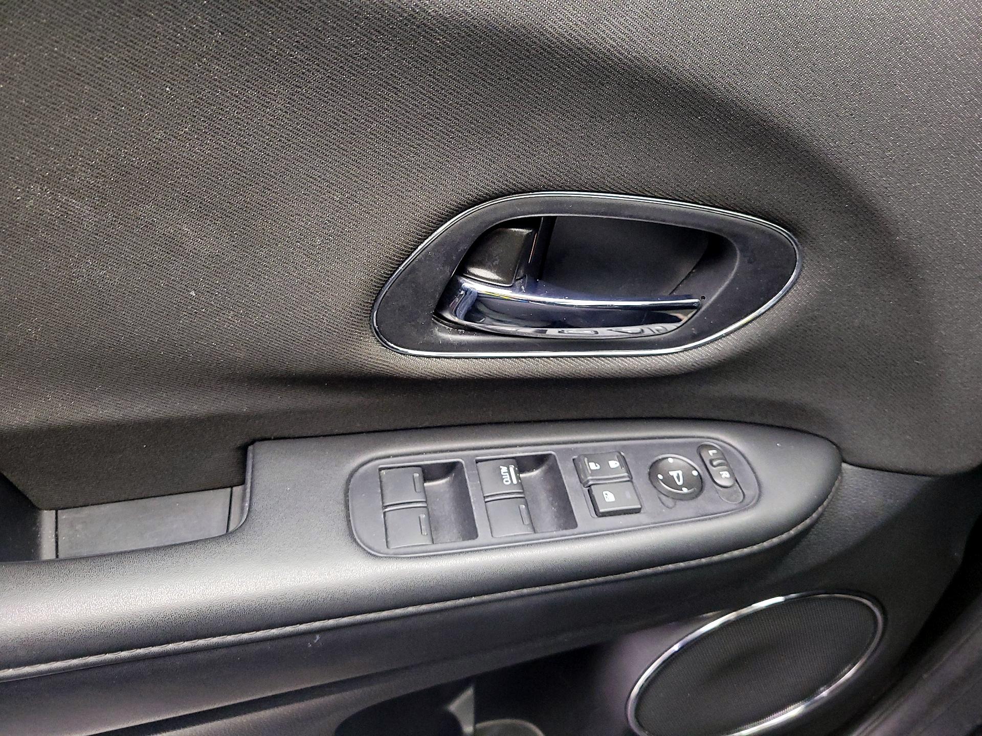 Thumbnail: 2020 Honda HR-V - 10