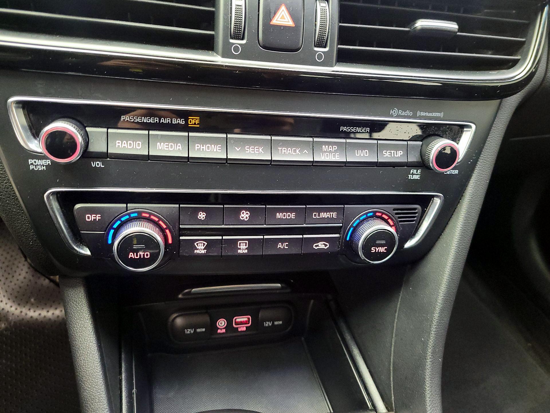 Thumbnail: 2017 Kia Optima - 15