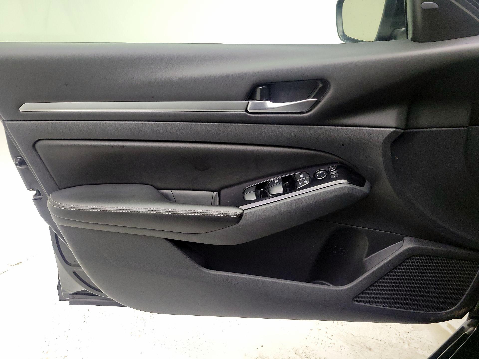 Thumbnail: 2023 Nissan Altima - 10