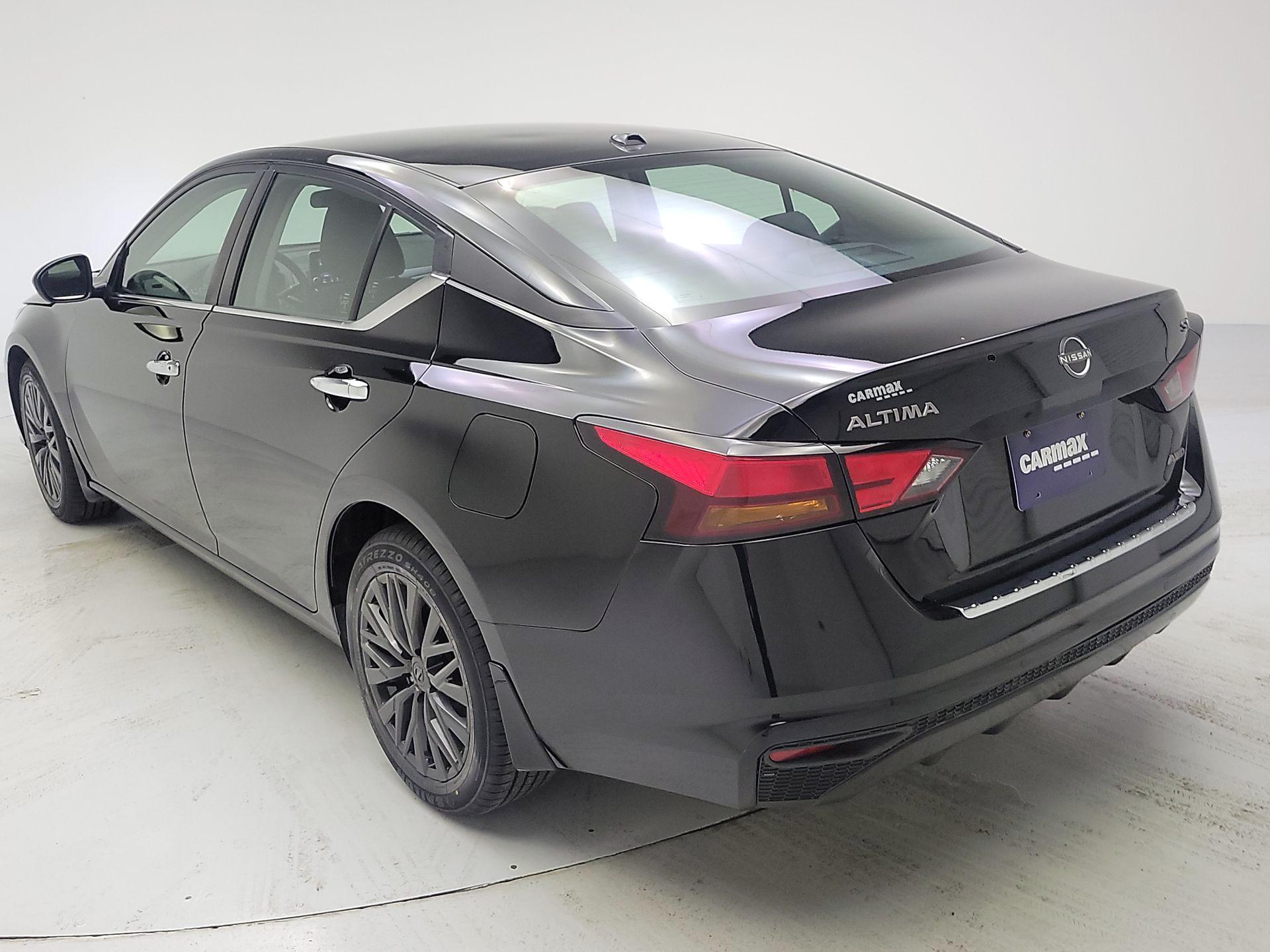 Thumbnail: 2023 Nissan Altima - 7